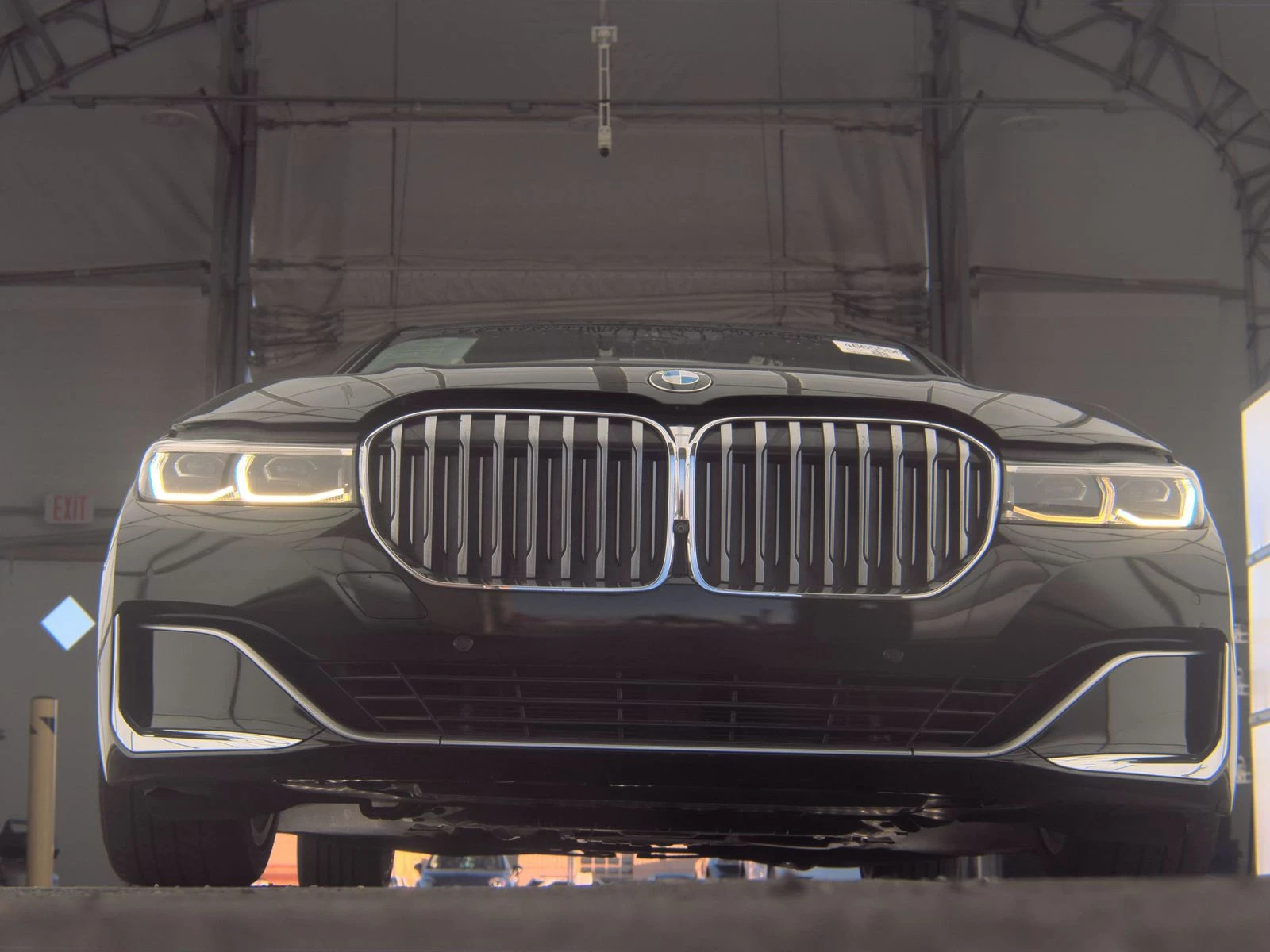 BMW 740 HARMAN/KARDON, HEAD UP, ОБДУХВАНЕ, МАСАЖИ, NAPPA,  - изображение 4