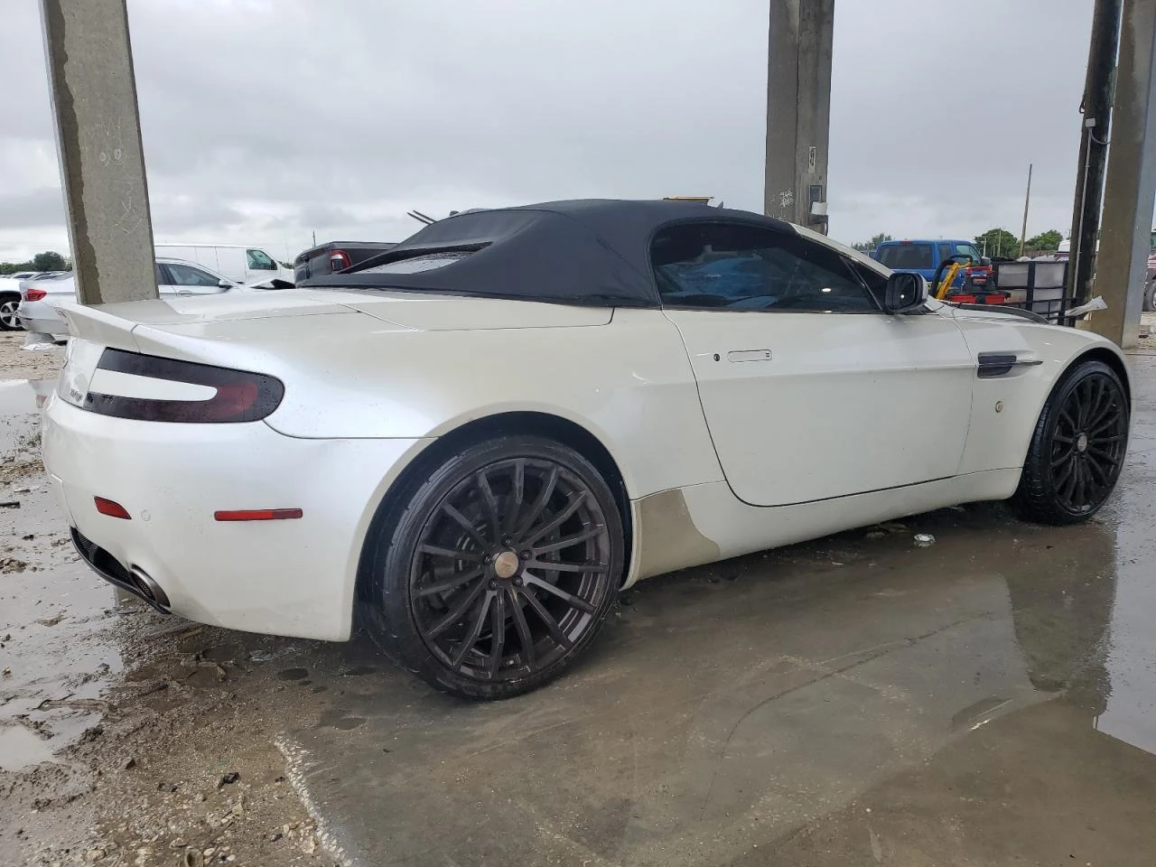 Aston Martin V8 Vantage SPORTSHIFT | Mobile.bg   3