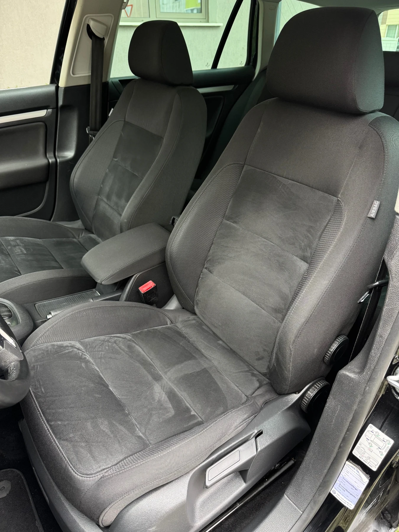 VW Golf 2.0TDi/DSG/Panorama - изображение 8