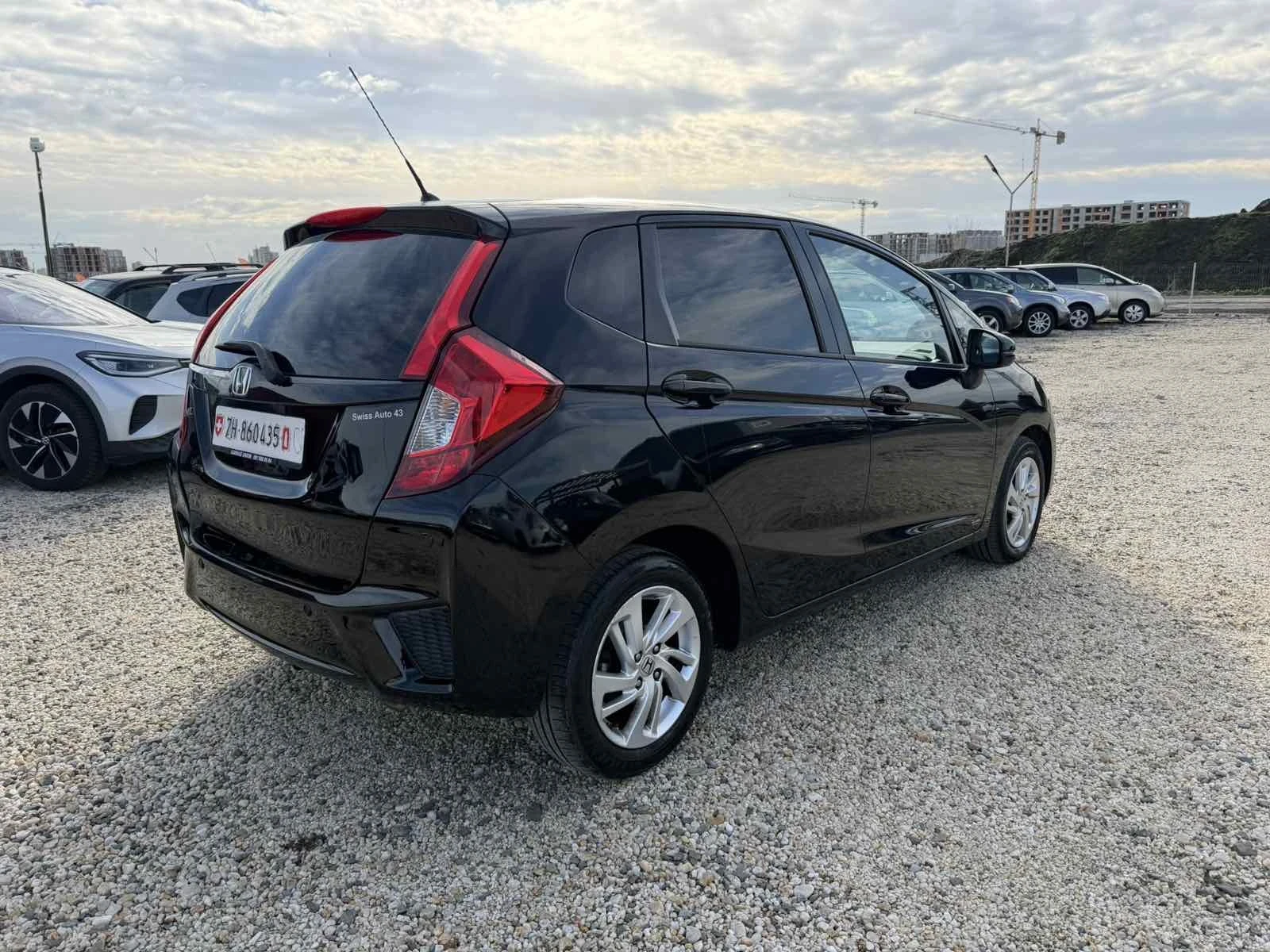 Honda Jazz 1.3i-VTEC AUTOMAT - изображение 5