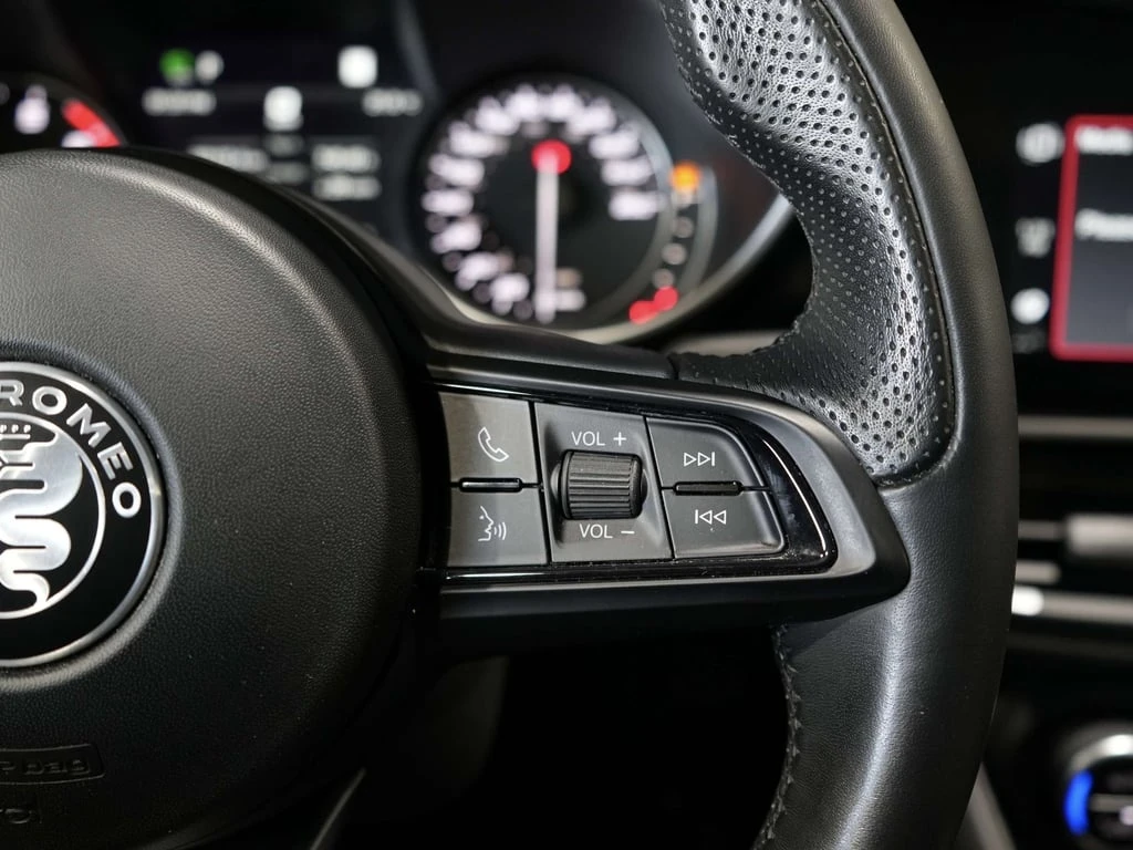 Alfa Romeo Giulia * CARFAX * ���� �� �� | Mobile.bg � ����������� 9