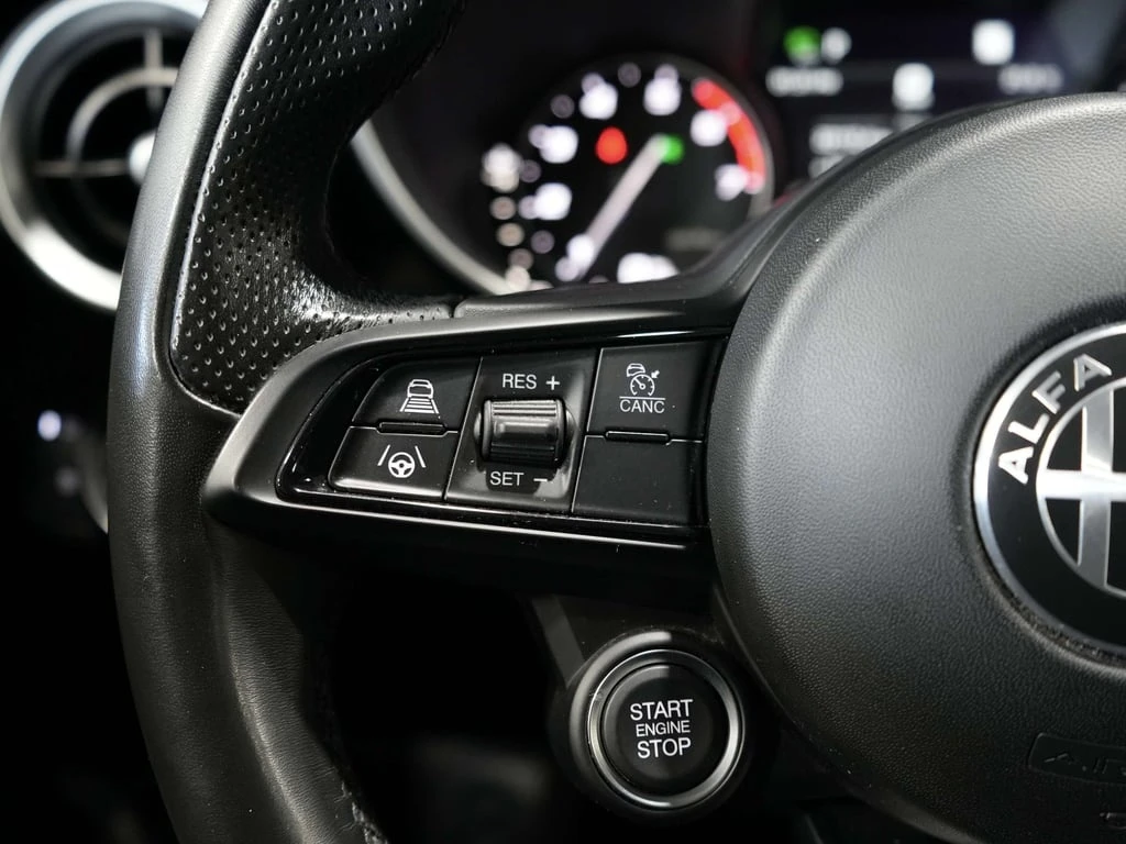 Alfa Romeo Giulia * CARFAX * ���� �� �� | Mobile.bg � ����������� 10