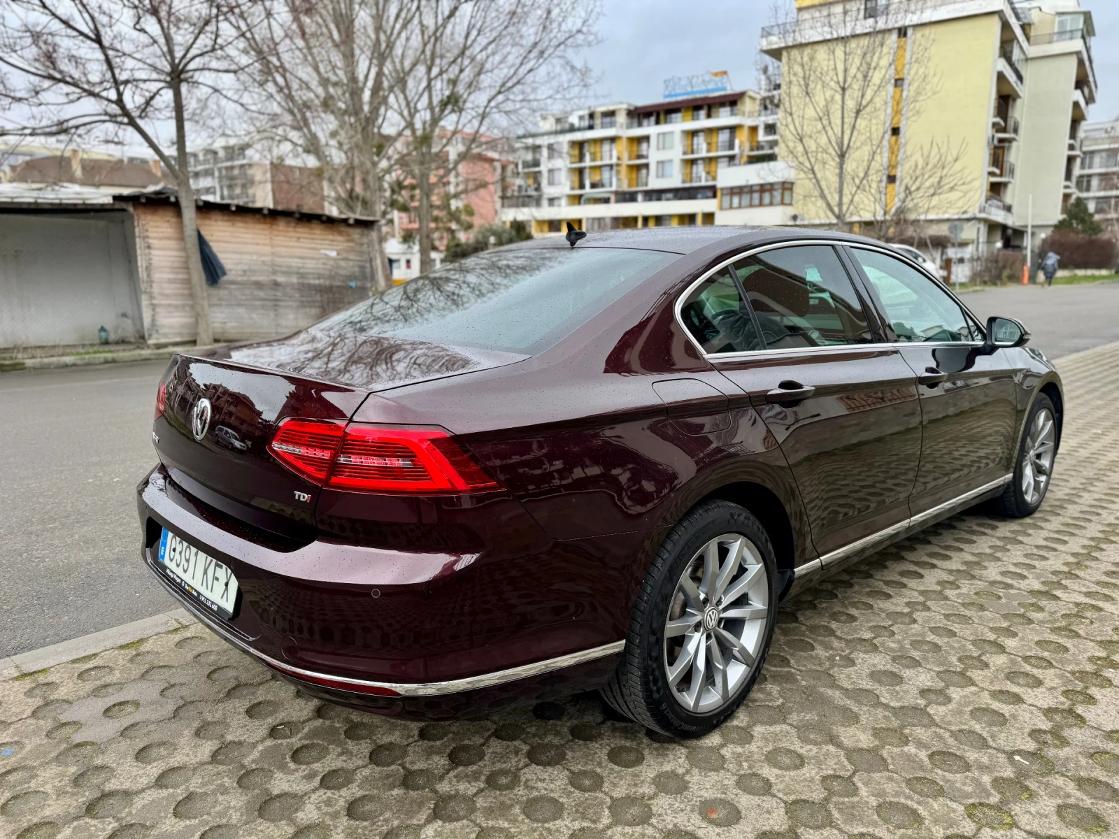 VW Passat 2.0 TDI Sport - изображение 4