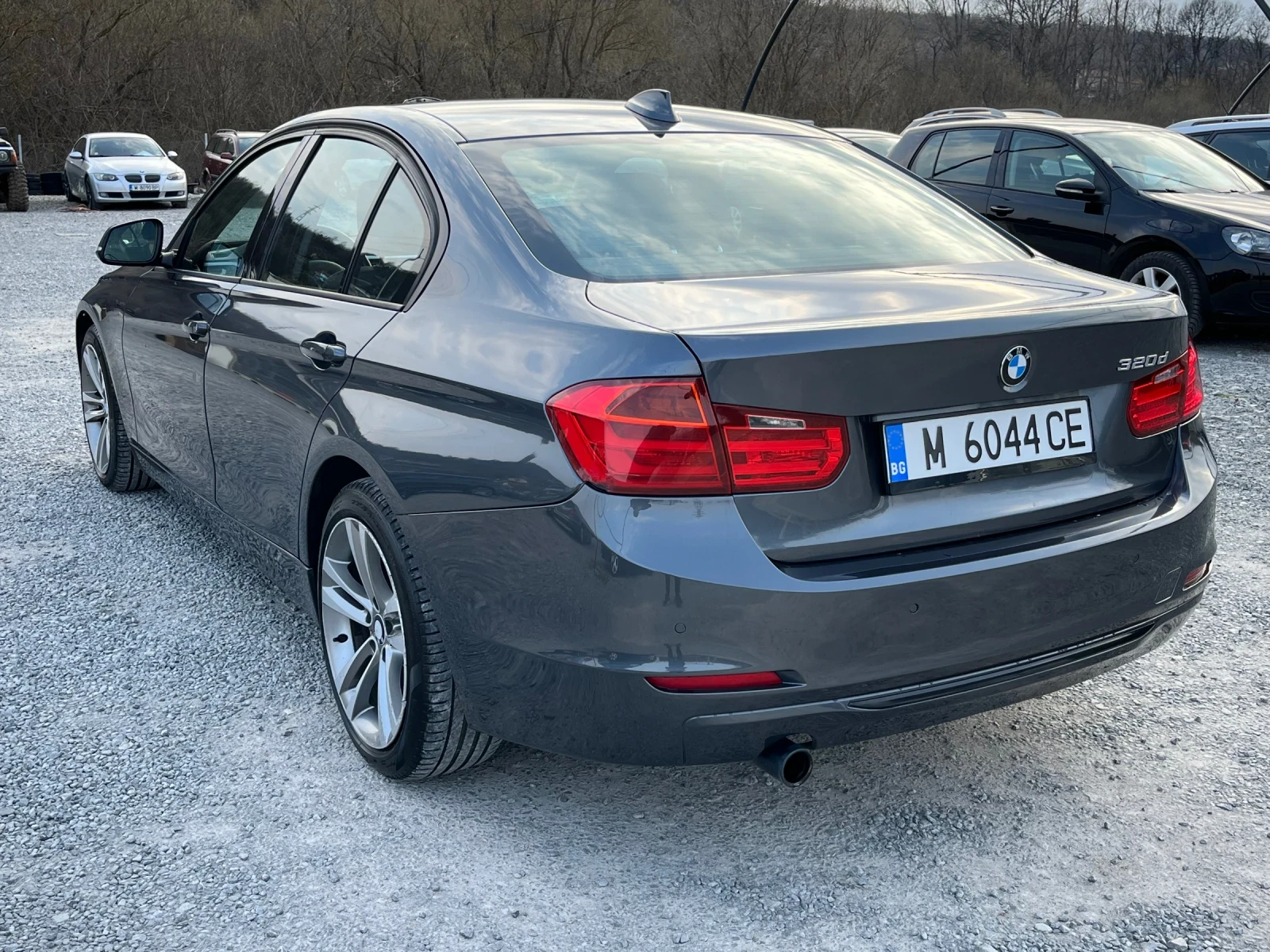 BMW 320 D, снимка 4 - Автомобили и джипове - 53879136