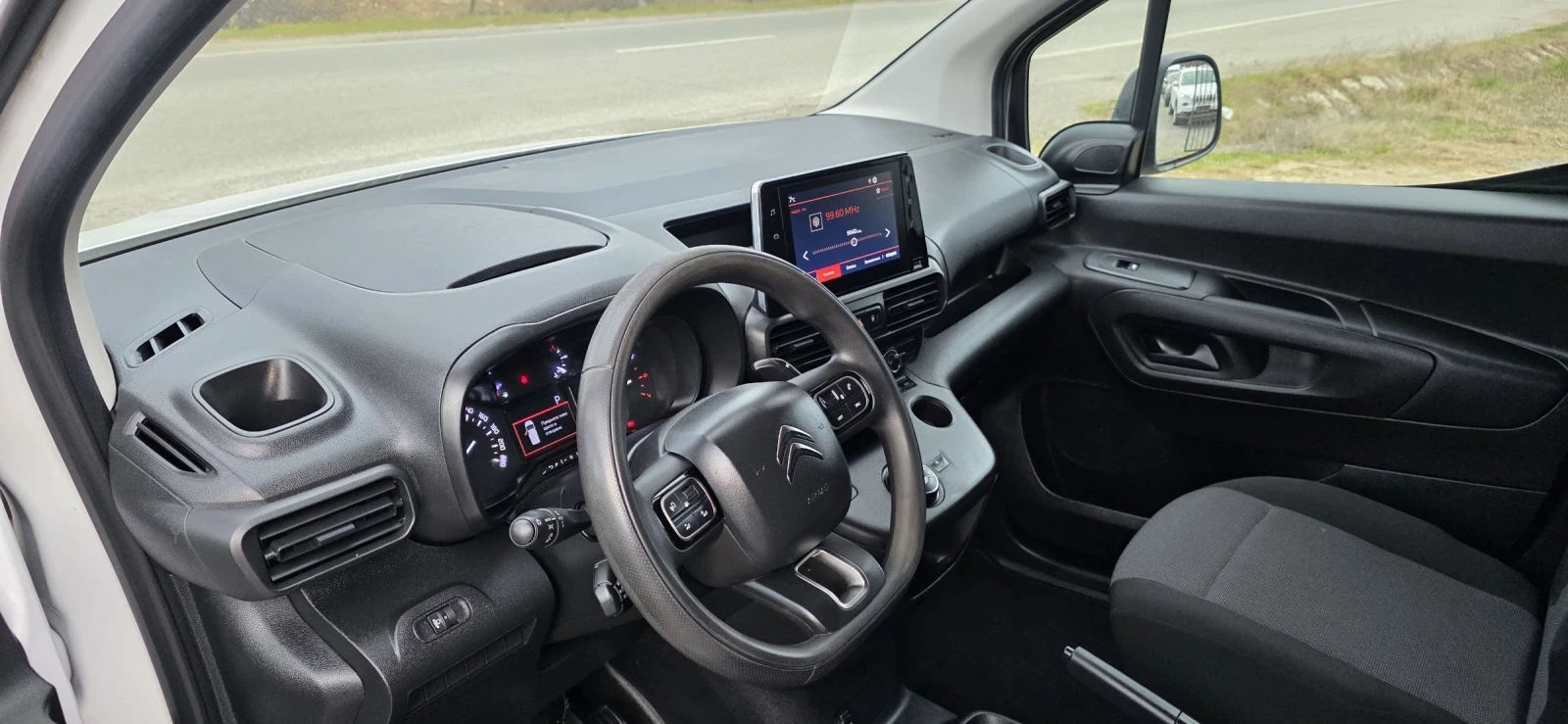 Citroen Berlingo 1.5 Hdi XL Club-Maxi-Automat-130 hp, снимка 8 - Автомобили и джипове - 53897175