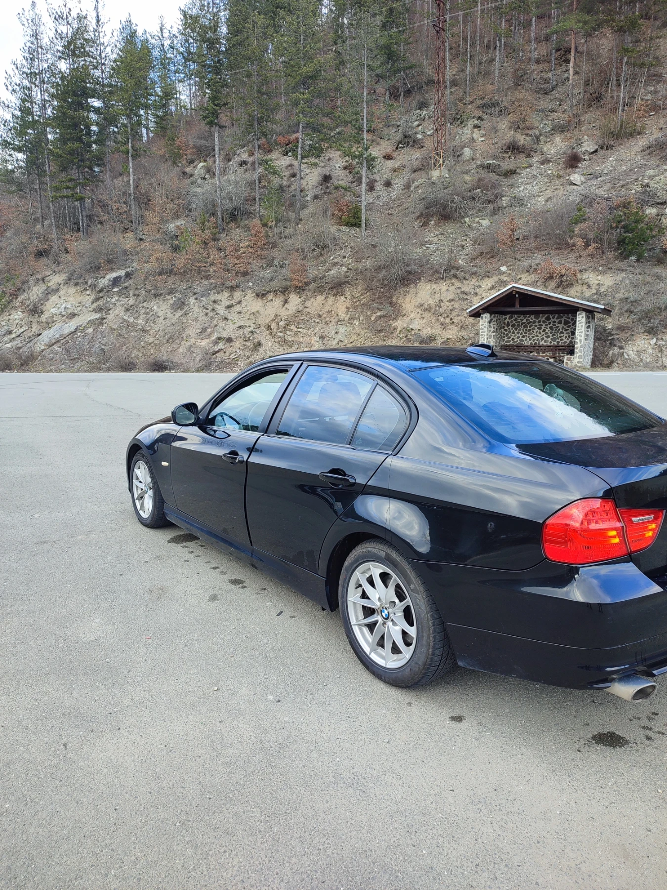 BMW 320, снимка 5 - Автомобили и джипове - 53934516