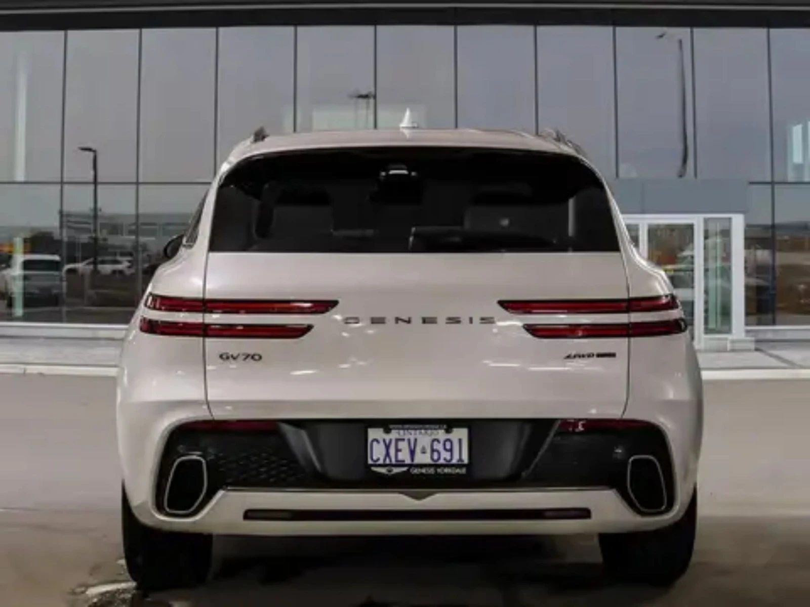 Genesis GV70 НОВ/2024/18000КМ/2.5Т/PANO/360/4x4/CARFAX, снимка 2 - Автомобили и джипове - 53983824