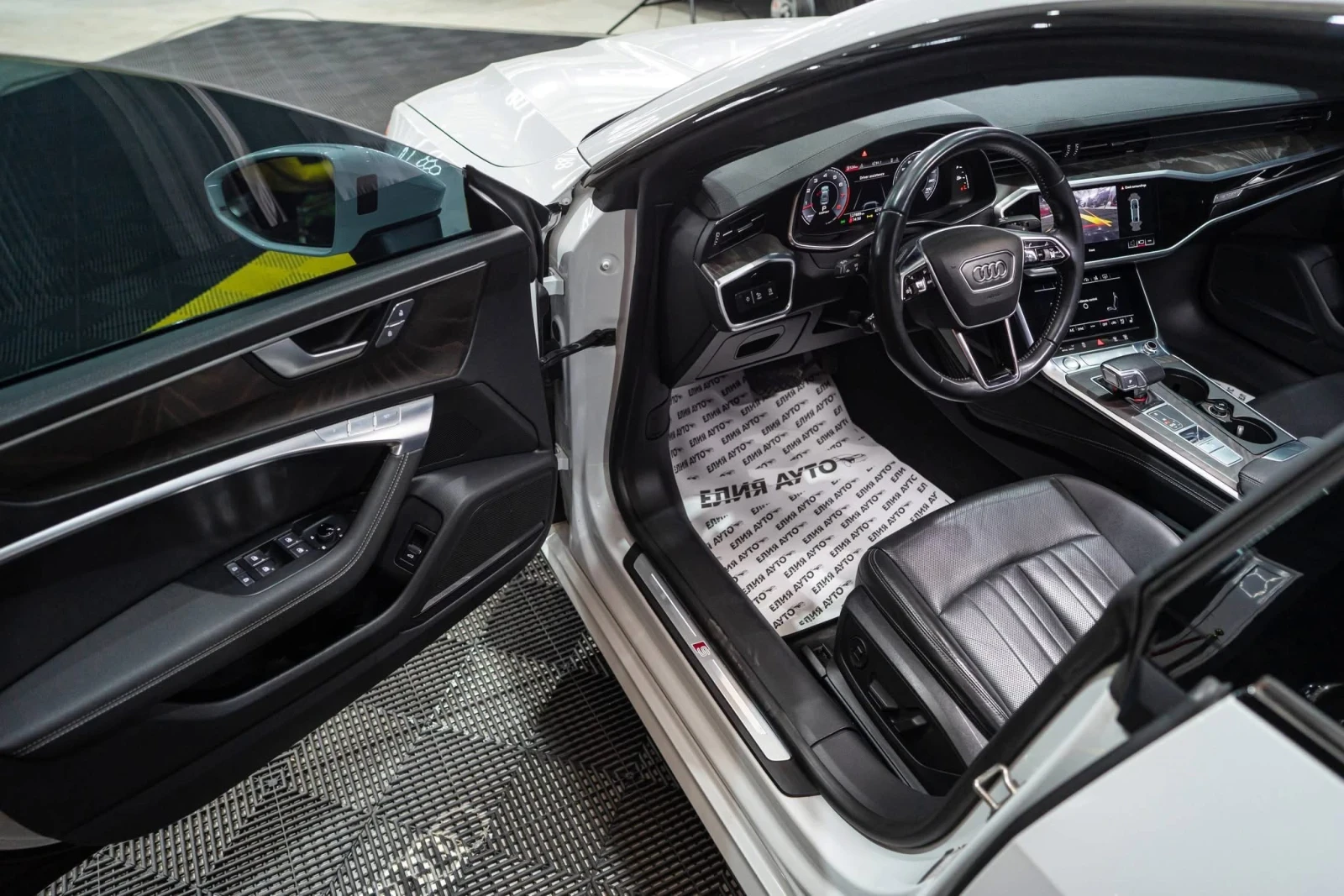 Audi A7 55TFSI QUATTRO S LINE ПАНО B&O ЛИЗИНГ 100%, снимка 11 - Автомобили и джипове - 54038081