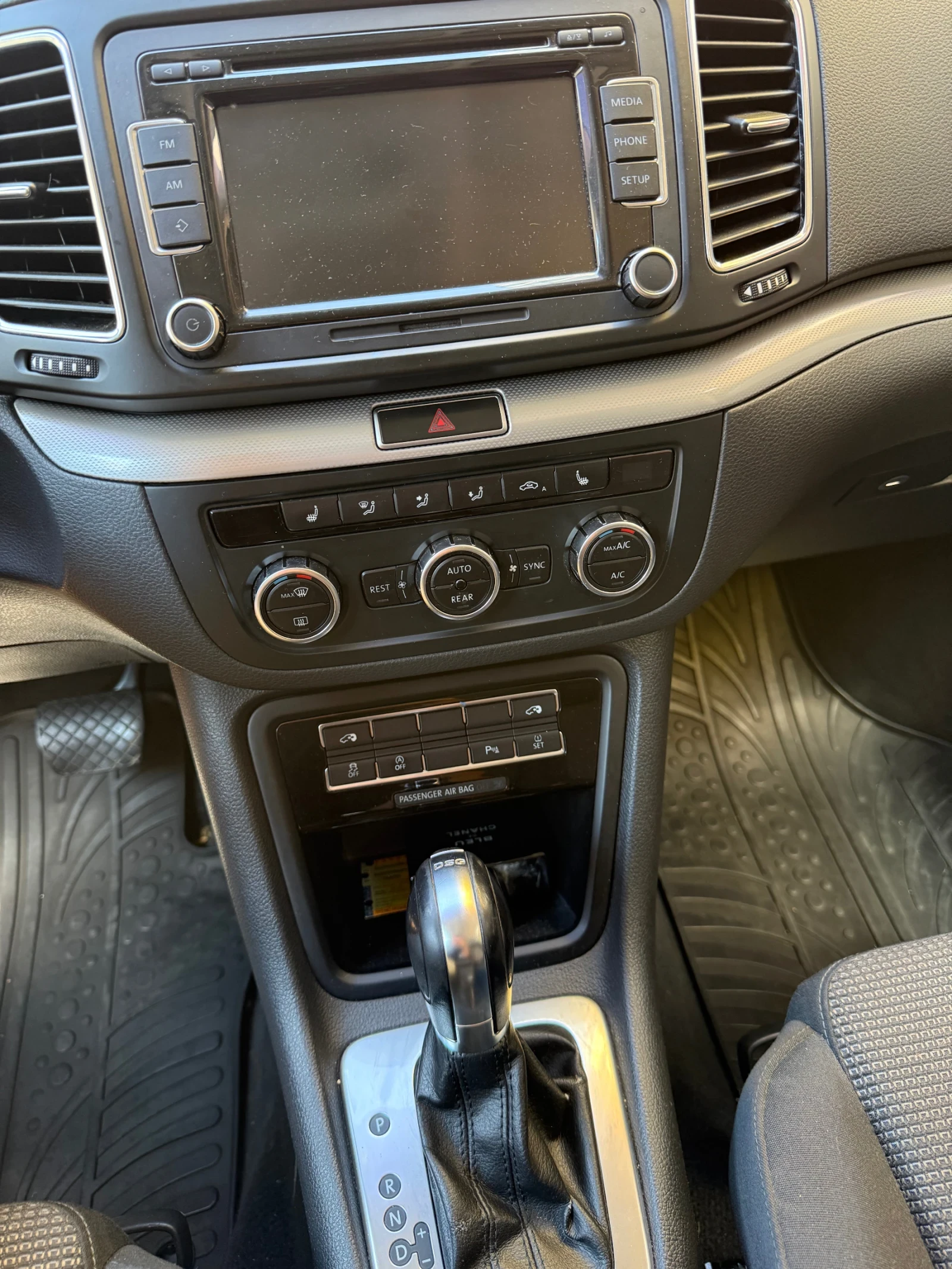 VW Sharan, снимка 11 - Автомобили и джипове - 54855071