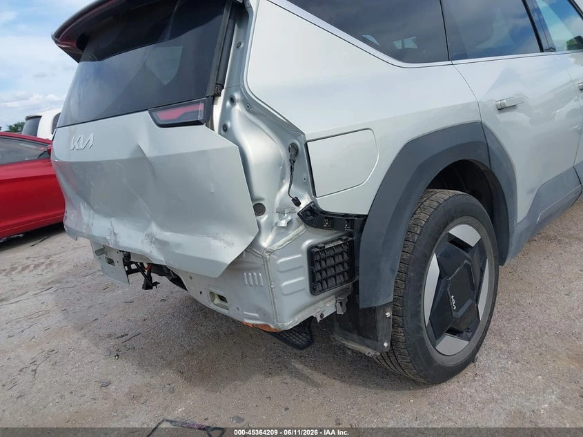Kia EV9 Light Long Range, снимка 6 - Автомобили и джипове - 54906259