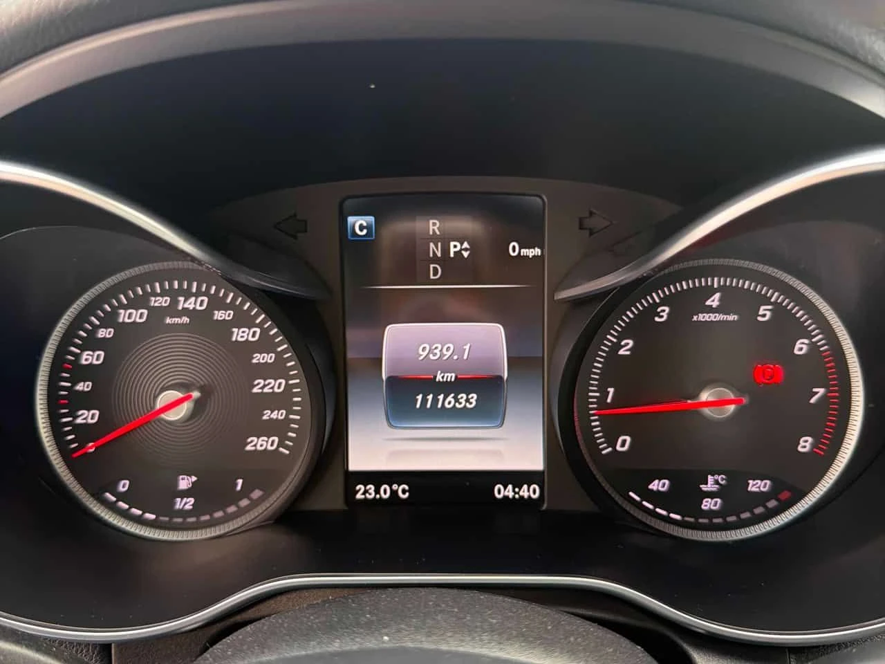Mercedes-Benz C 300 ПОДГРЕВИ| ПАМЕТ| 360САМ| ПАНО| , снимка 9 - Автомобили и джипове - 54934364