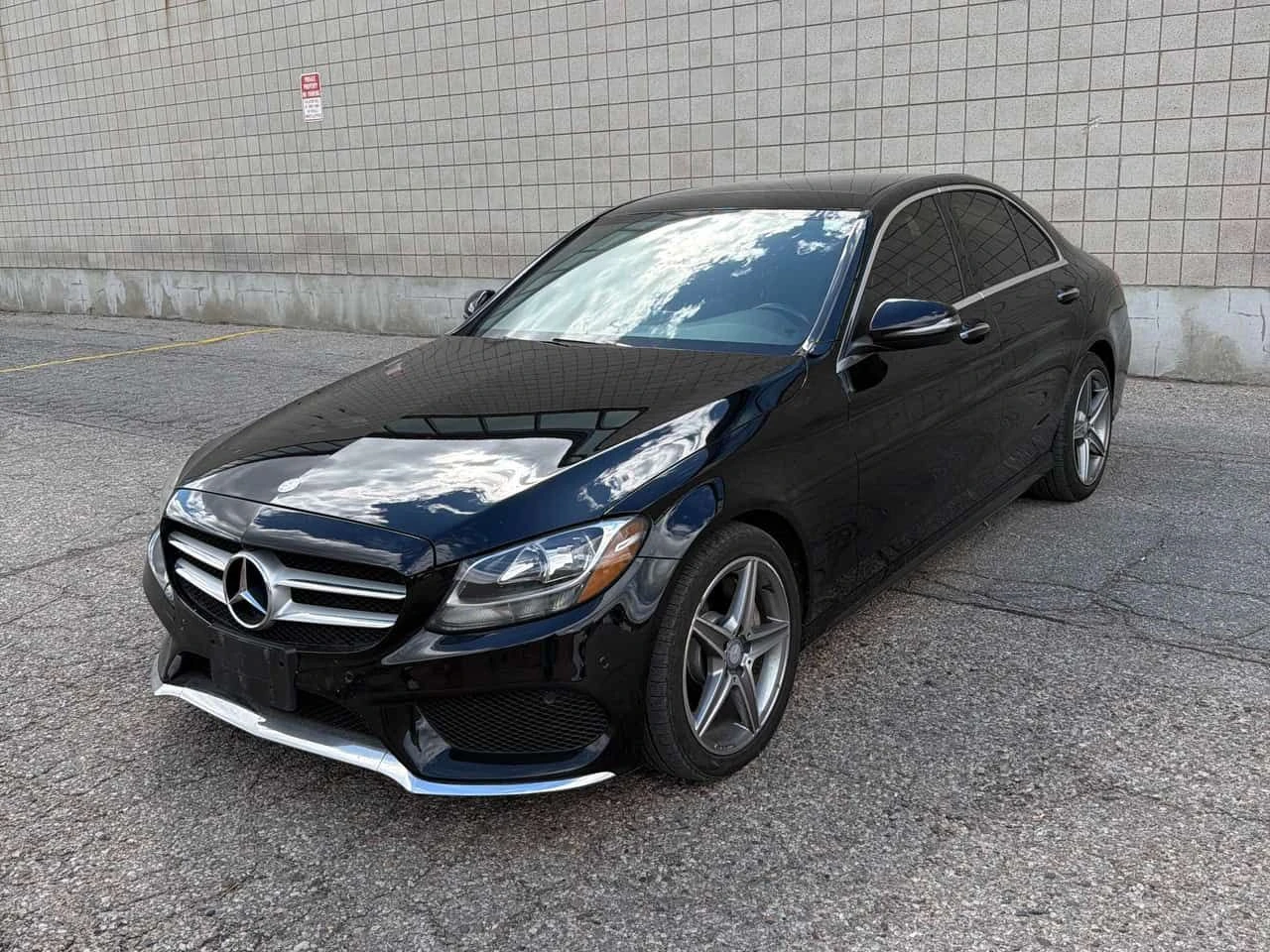 Mercedes-Benz C 300 ПОДГРЕВИ| ПАМЕТ| 360САМ| ПАНО| 