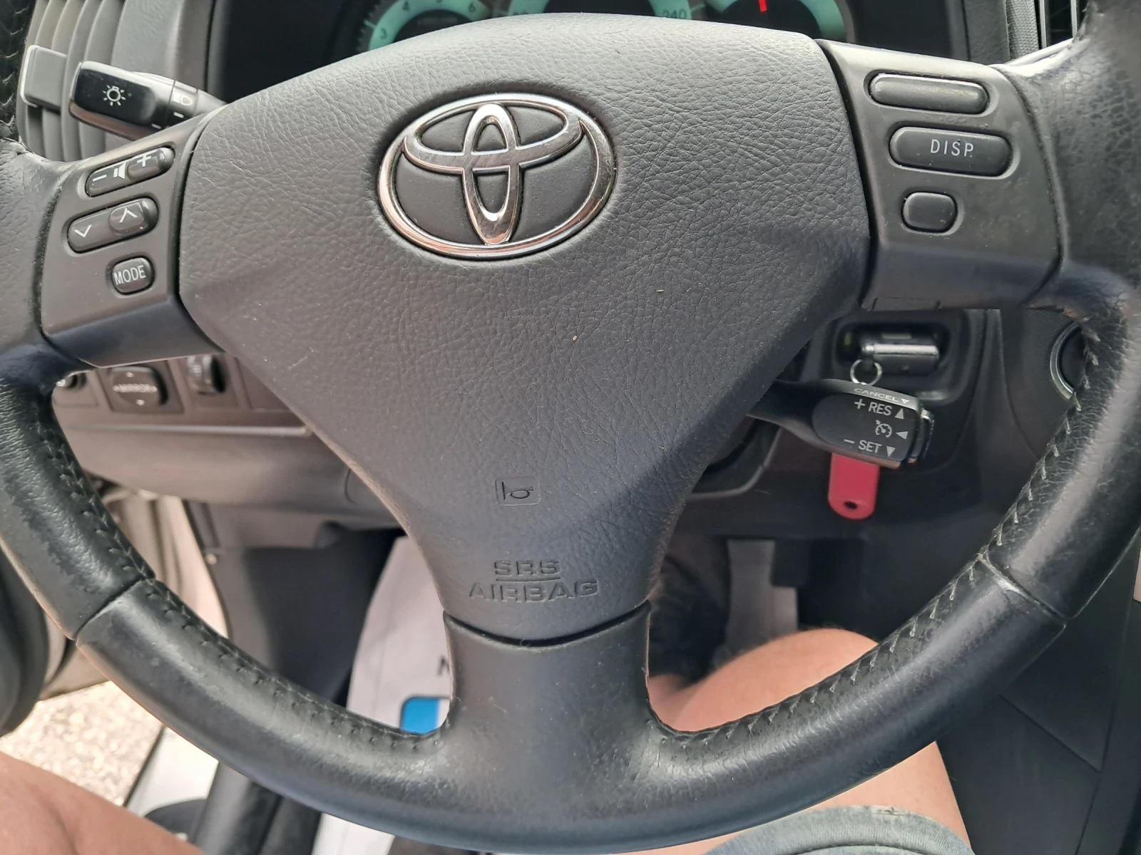 Toyota Corolla verso 2.2 D4D 136 ks vetiga., снимка 12 - Автомобили и джипове - 55233857