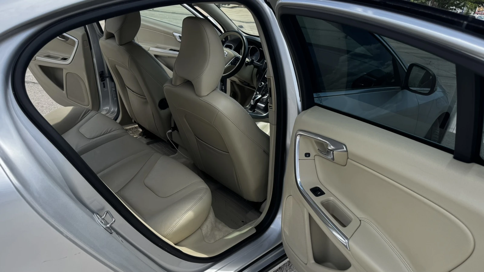 Volvo S60 2, 5, снимка 6 - Автомобили и джипове - 55234685
