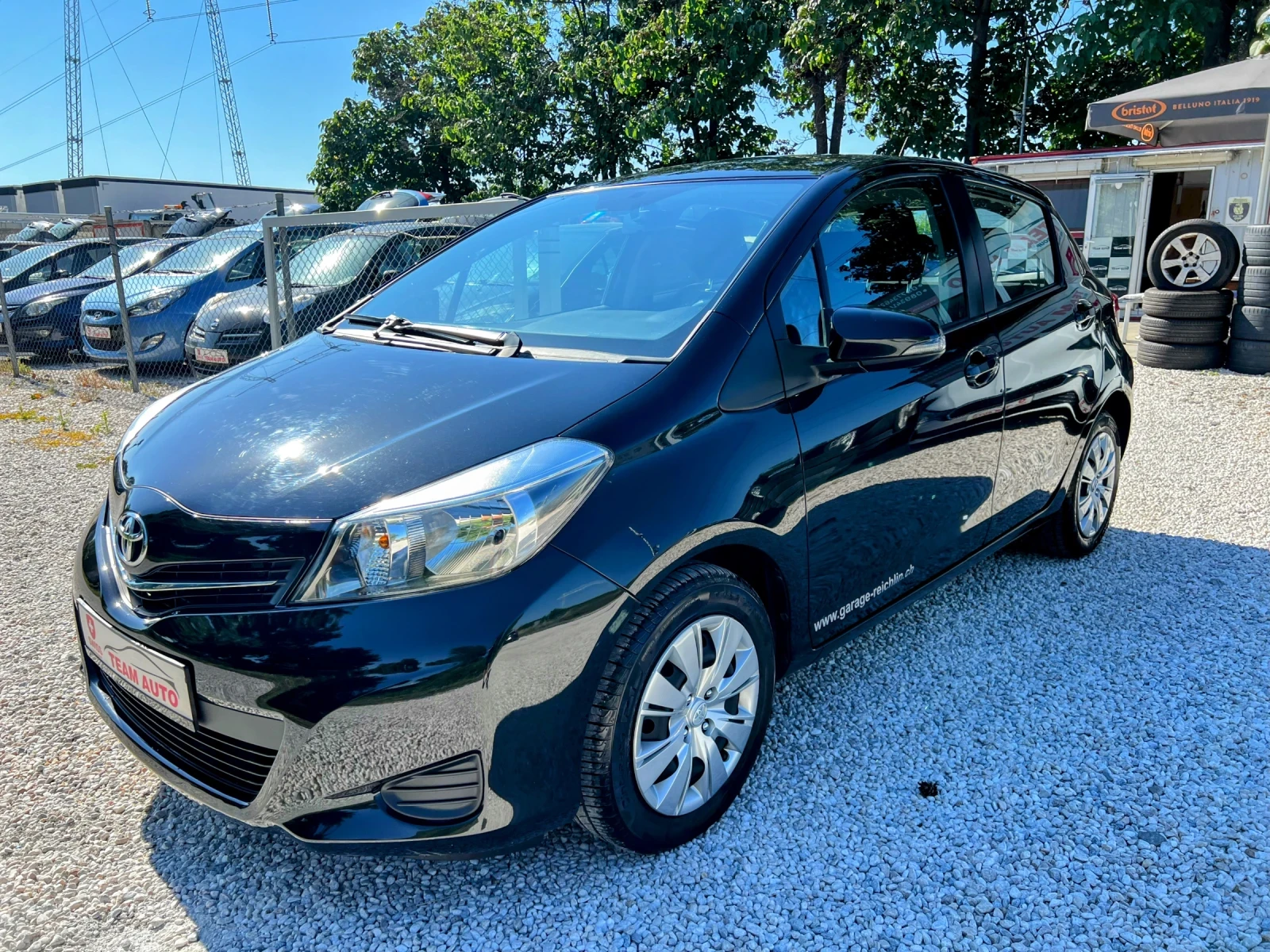 Toyota Yaris 1.33I 116000KM 6-SPEED SWISS EDITION, снимка 2 - Автомобили и джипове - 55239218
