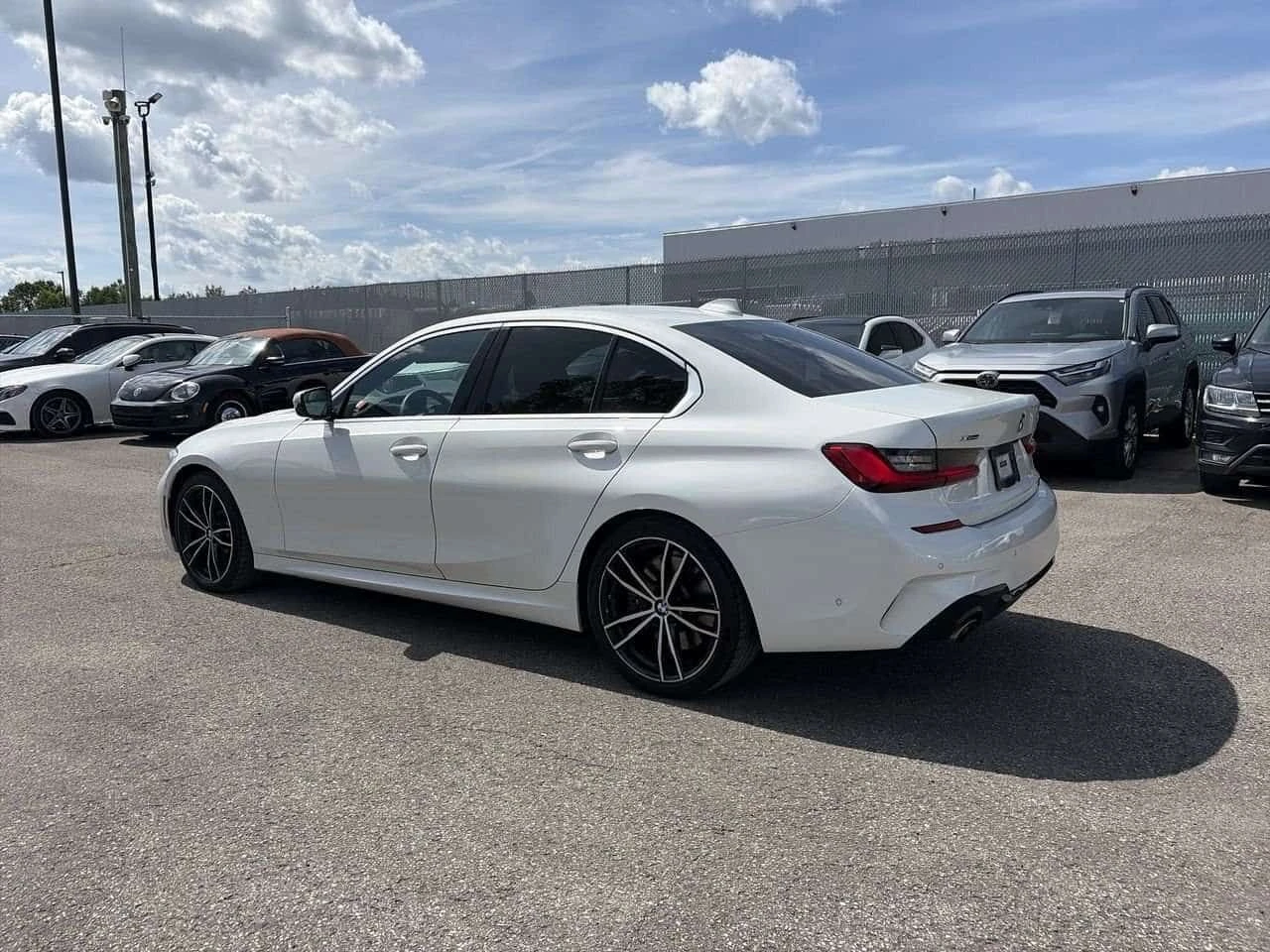 BMW 330 330i Mpack H/K sound Distronic , снимка 9 - Автомобили и джипове - 55403719