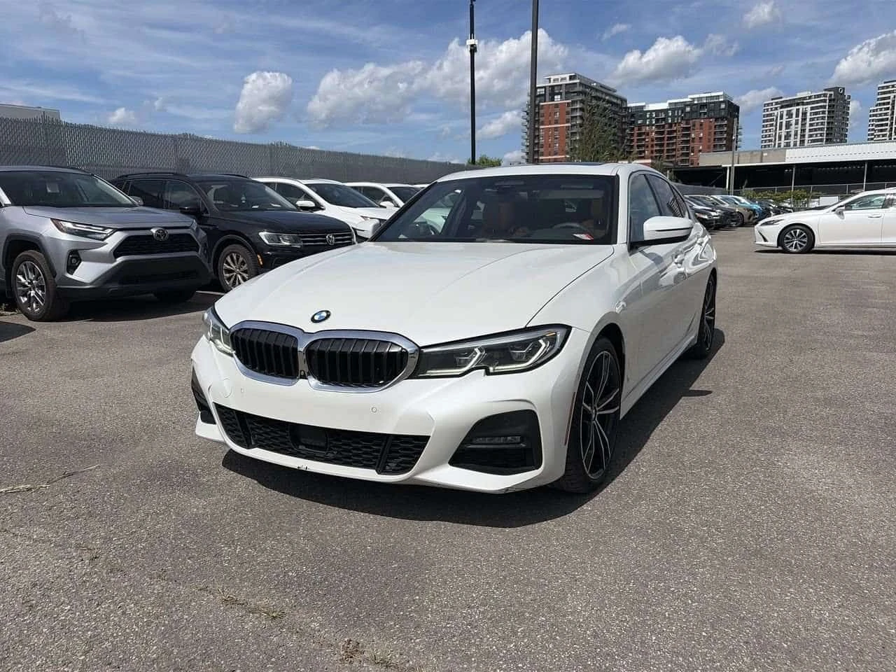 BMW 330 330i Mpack H/K sound Distronic , снимка 5 - Автомобили и джипове - 55403719