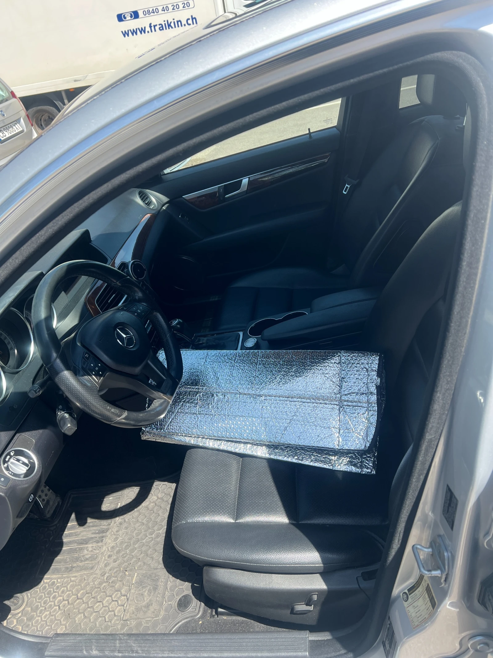 Mercedes-Benz C 300 4matic, снимка 14 - Автомобили и джипове - 55967454