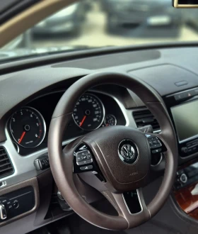 VW Touareg 3.0TDI* NAVI* LED* LANE ASSISTENT* DISTRONIK, снимка 9