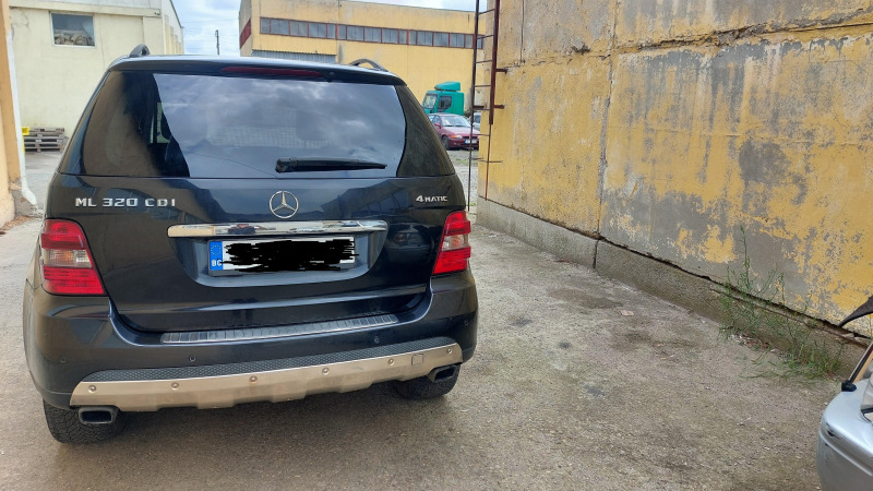 Mercedes-Benz ML 320, снимка 2 - Автомобили и джипове - 45568721