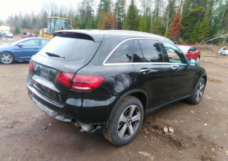 Mercedes-Benz GLC 300 4Matic 2.0 Turbo, снимка 5 - Автомобили и джипове - 48440907