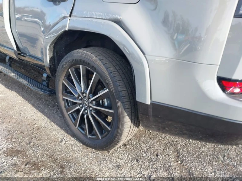 Lexus GX 550 3.4L V-6 DI, DOHC, VVT, TURBO, 349HP 4X4 Drive, снимка 4 - Автомобили и джипове - 52938705