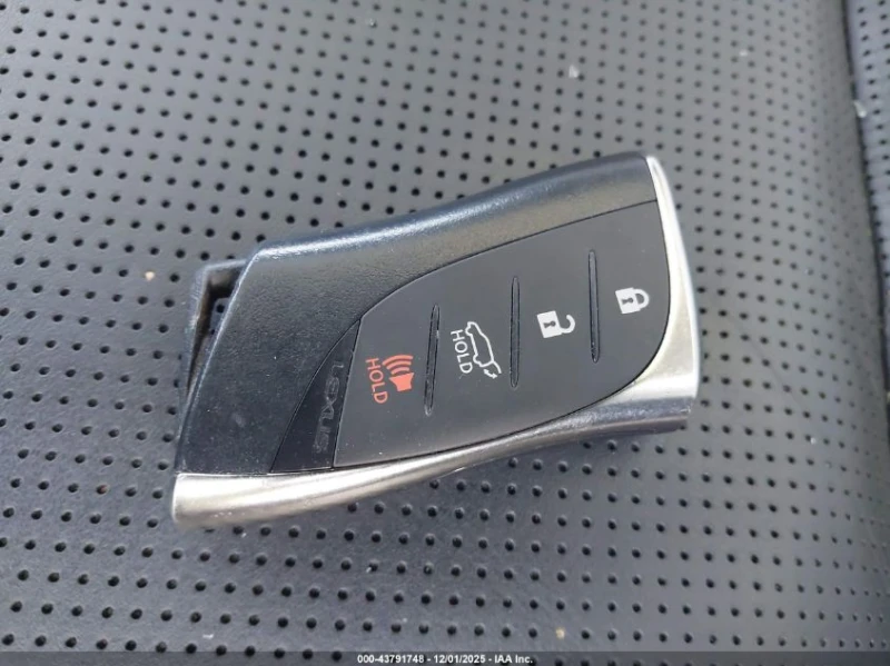 Lexus GX 550 3.4L V-6 DI, DOHC, VVT, TURBO, 349HP 4X4 Drive, снимка 3 - Автомобили и джипове - 52938705