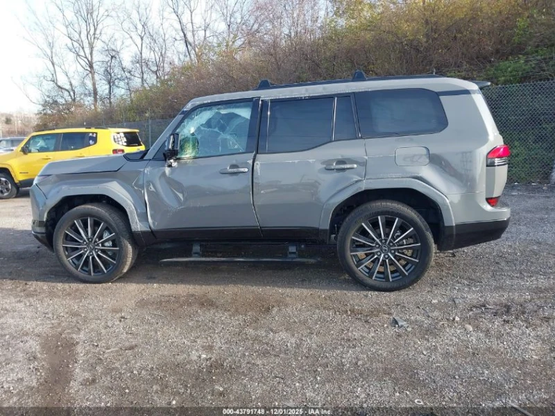 Lexus GX 550 3.4L V-6 DI, DOHC, VVT, TURBO, 349HP 4X4 Drive, снимка 7 - Автомобили и джипове - 52938705