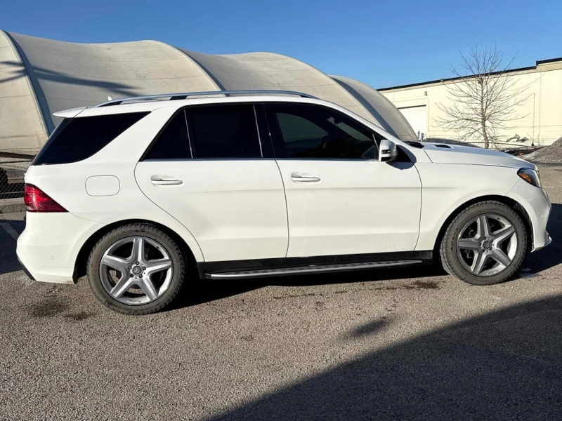 Mercedes-Benz GLE * 400 * CARFAX * БЕЗ ПЪРВОНАЧАЛНА ВНОСКА, снимка 3 - Автомобили и джипове - 53129262