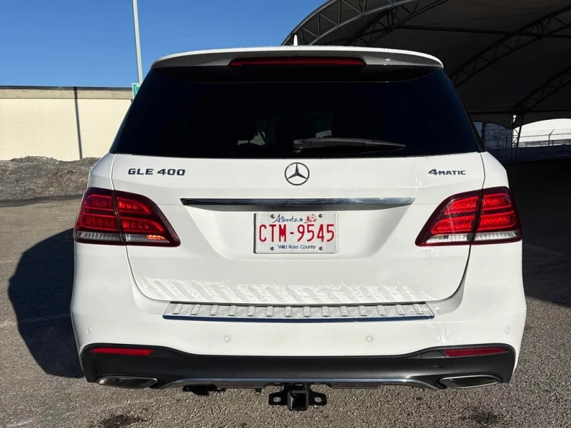 Mercedes-Benz GLE * 400 * CARFAX * БЕЗ ПЪРВОНАЧАЛНА ВНОСКА, снимка 4 - Автомобили и джипове - 53129262