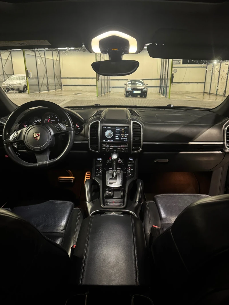 Porsche Cayenne НАЛИЧЕН ЛИЗИНГ, снимка 9 - Автомобили и джипове - 53362288