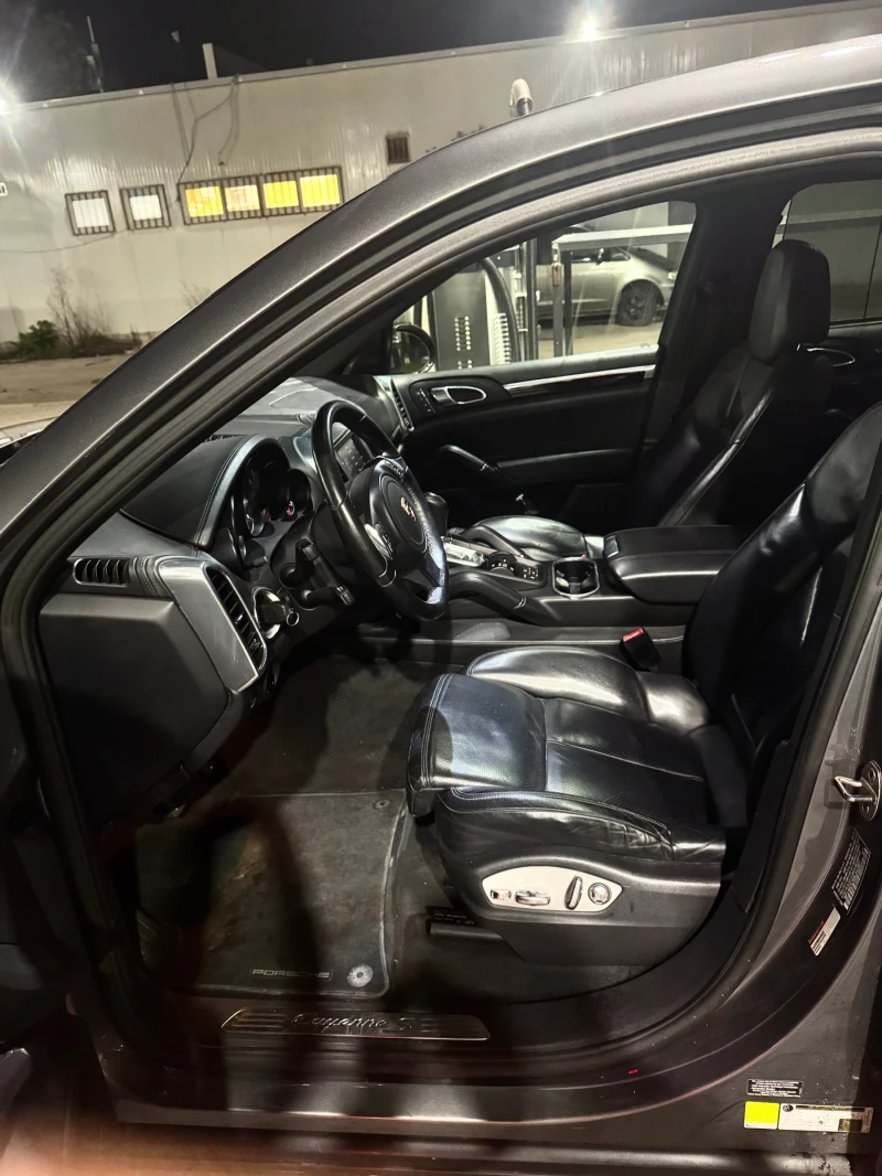 Porsche Cayenne НАЛИЧЕН ЛИЗИНГ, снимка 5 - Автомобили и джипове - 53362288