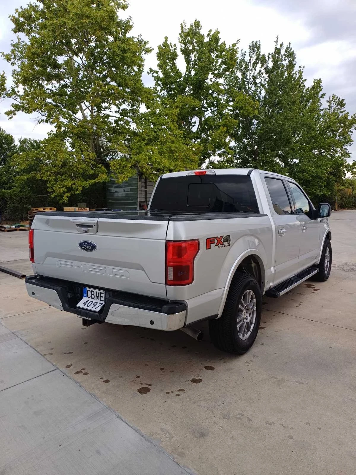 Ford F150 LARIAT 5.0 - изображение 4