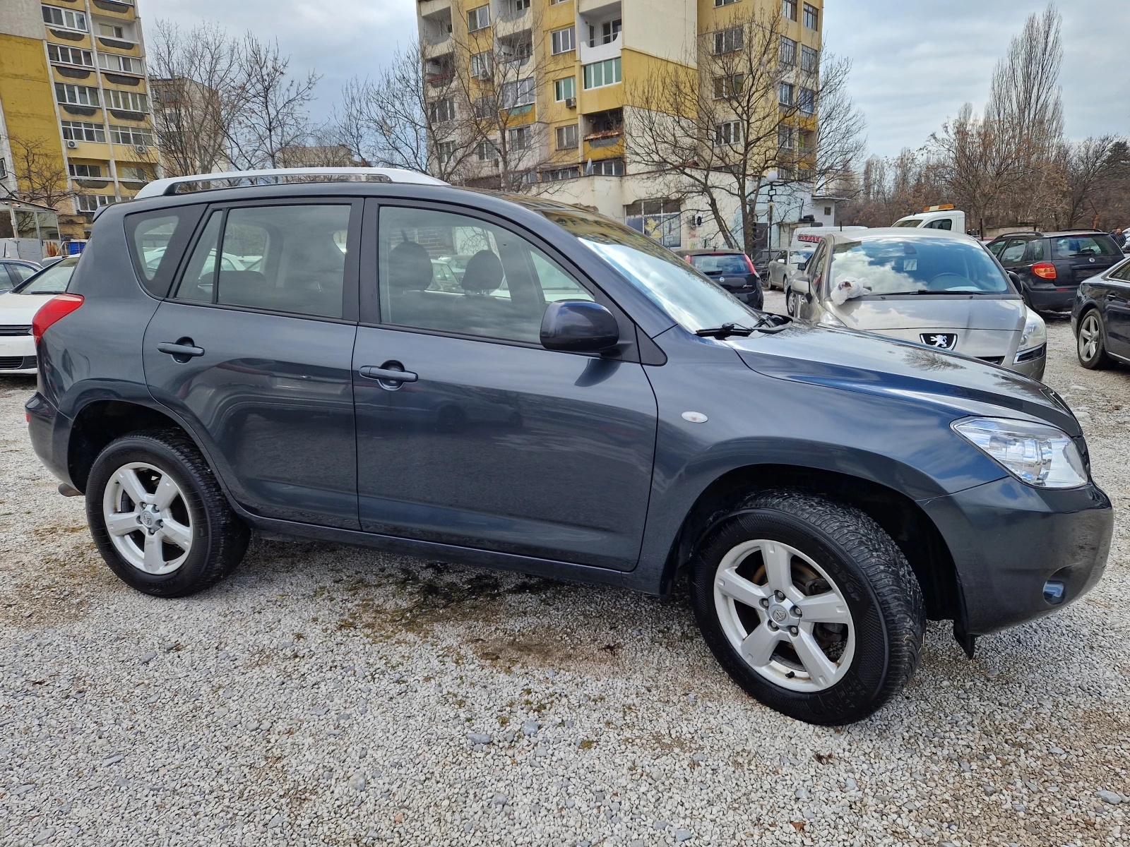 Toyota Rav4 2.0i/газов инжекцион - изображение 4