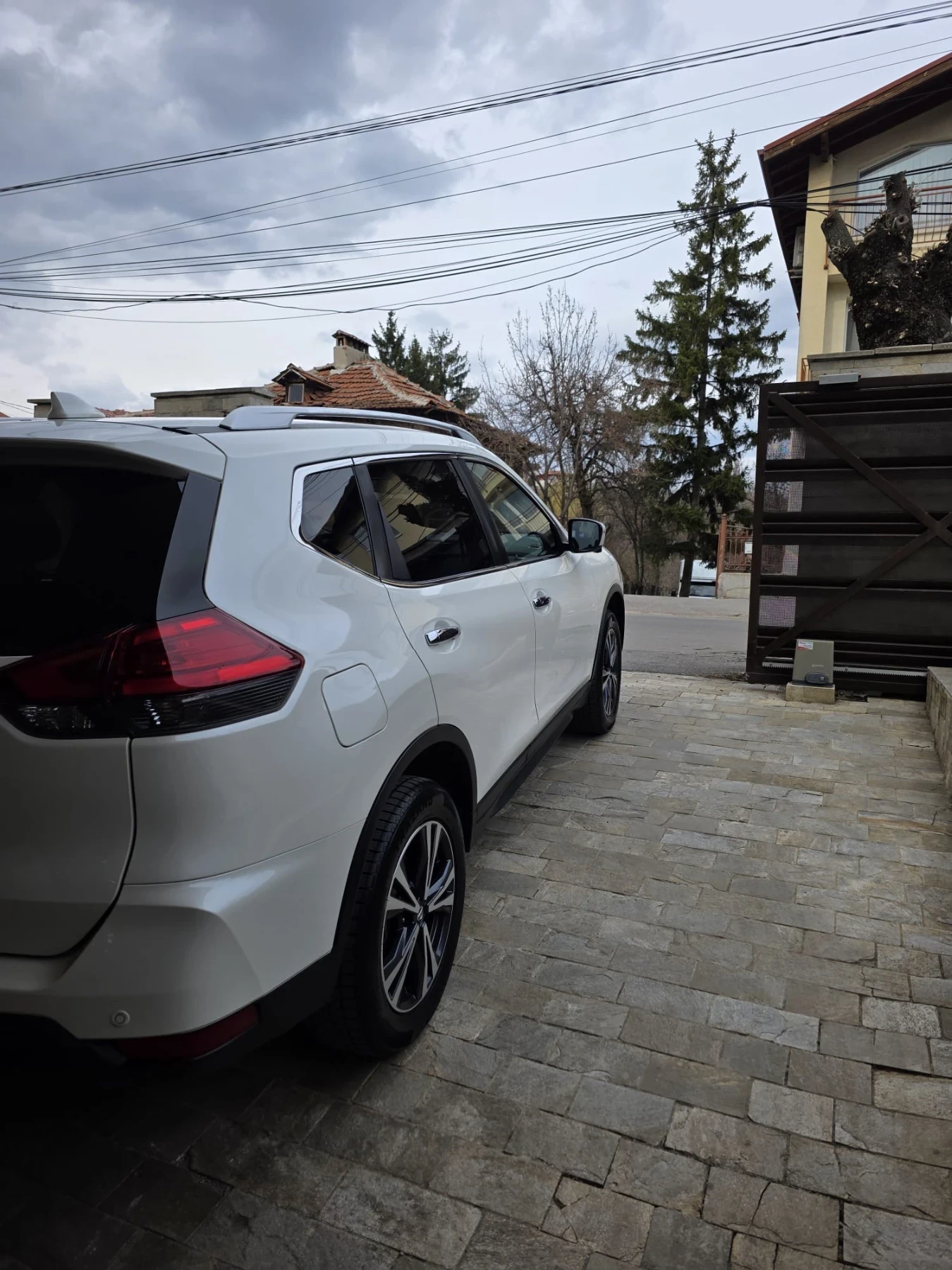 Nissan X-trail, снимка 2 - Автомобили и джипове - 53926071