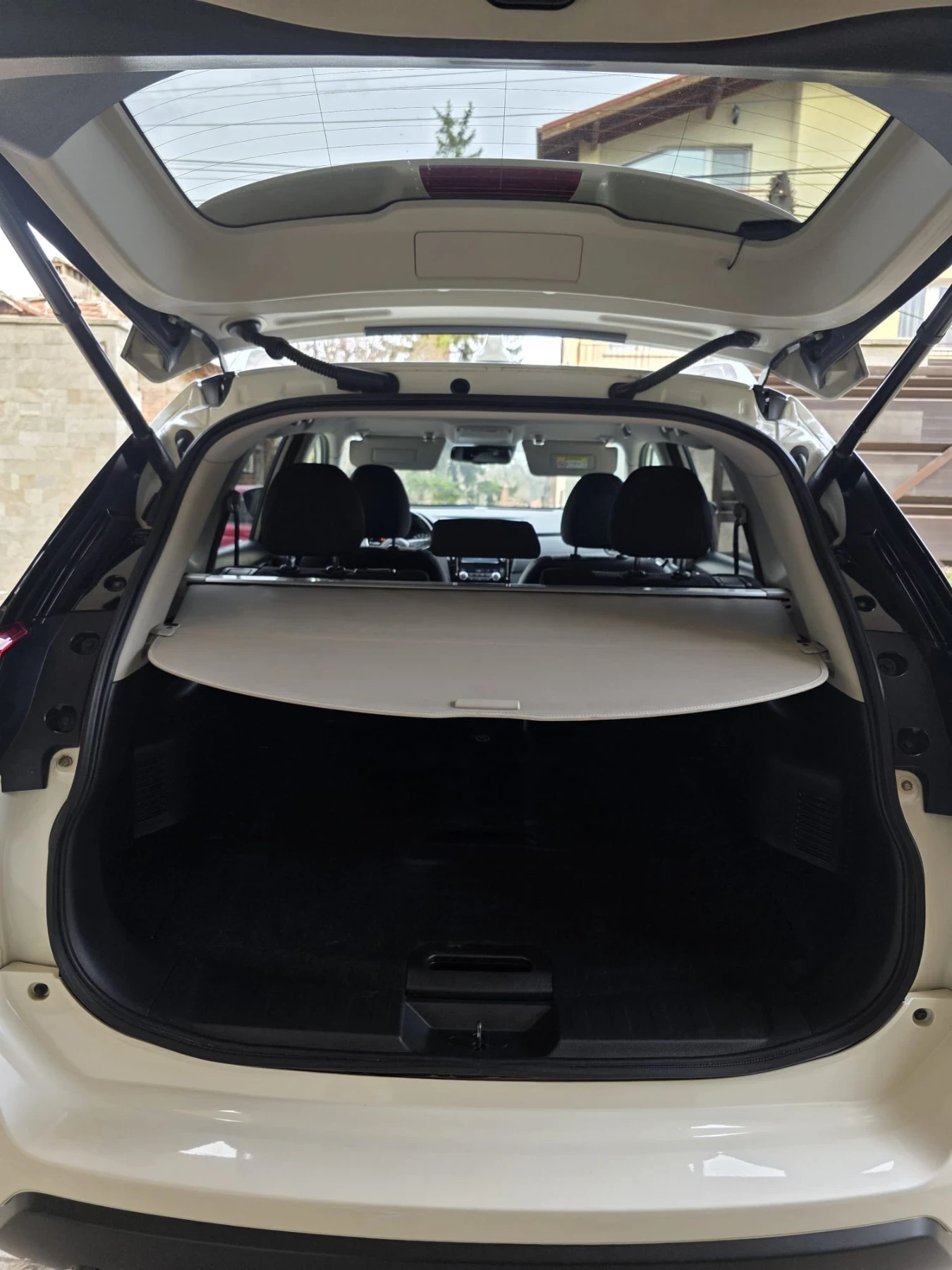 Nissan X-trail, снимка 12 - Автомобили и джипове - 53926071