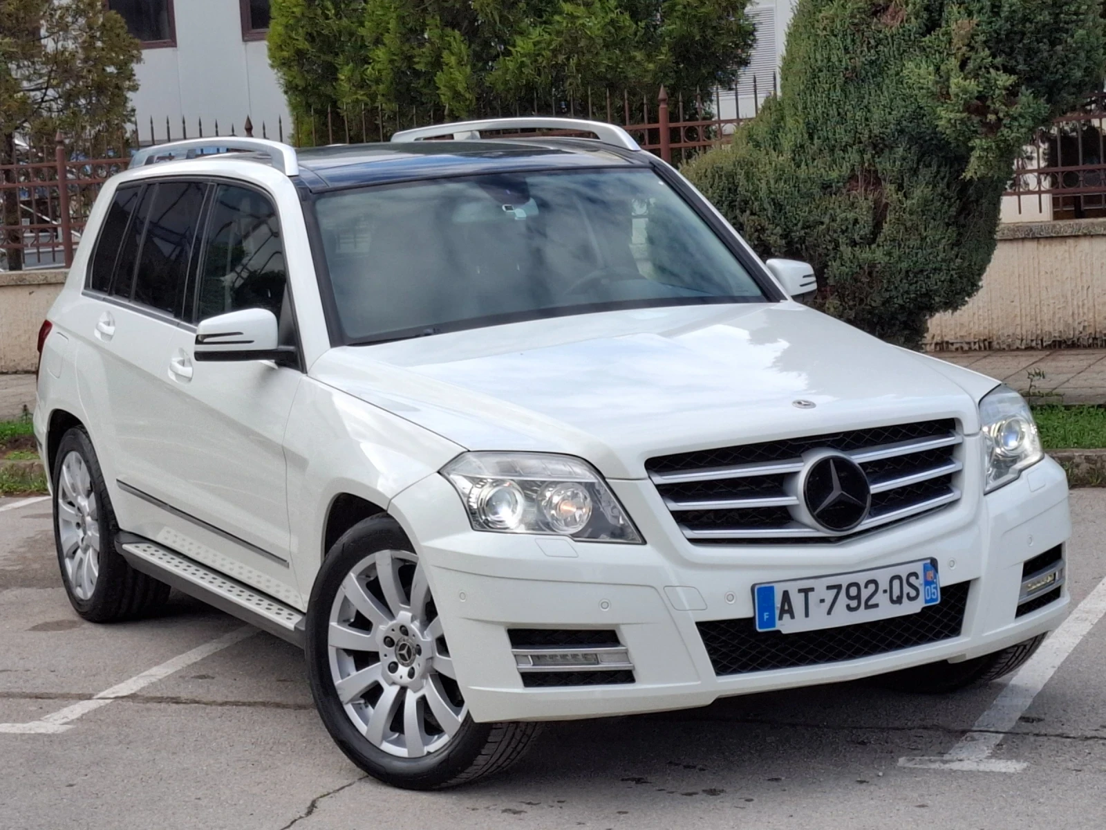 Mercedes-Benz GLK 3.0CDI V6 224HP * КЛИМАТРОНИК * НАВИ * ЛИЗИНГ *  | Auto.bg — изображение 1
