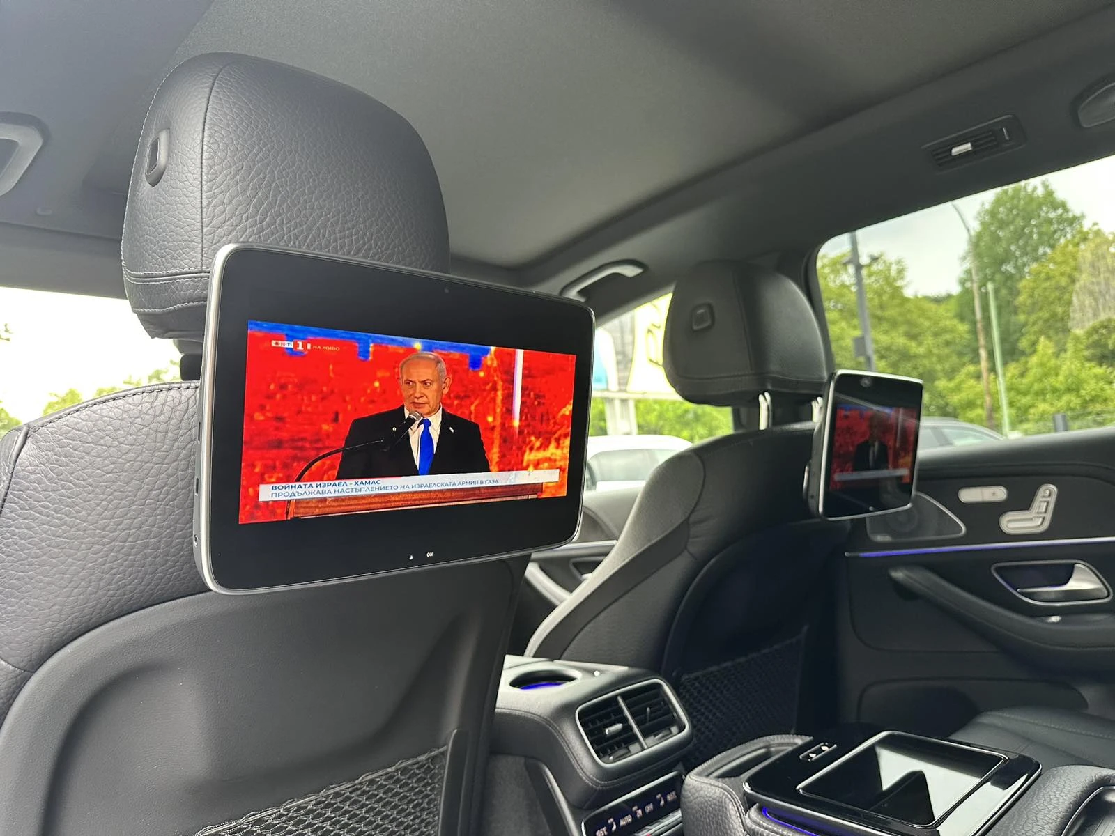 Mercedes-Benz GLS580 AMG/TV/PANO/360 CAMERA/6+ 1, снимка 14 - Автомобили и джипове - 54149455