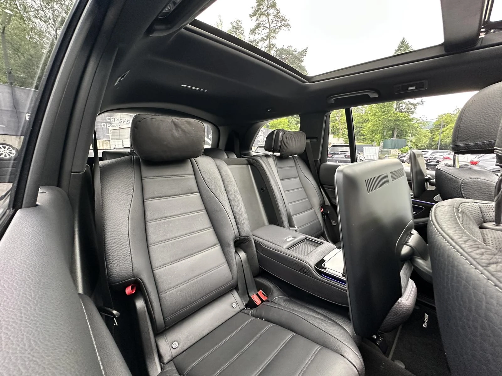 Mercedes-Benz GLS580 AMG/TV/PANO/360 CAMERA/6+ 1, снимка 15 - Автомобили и джипове - 54149455