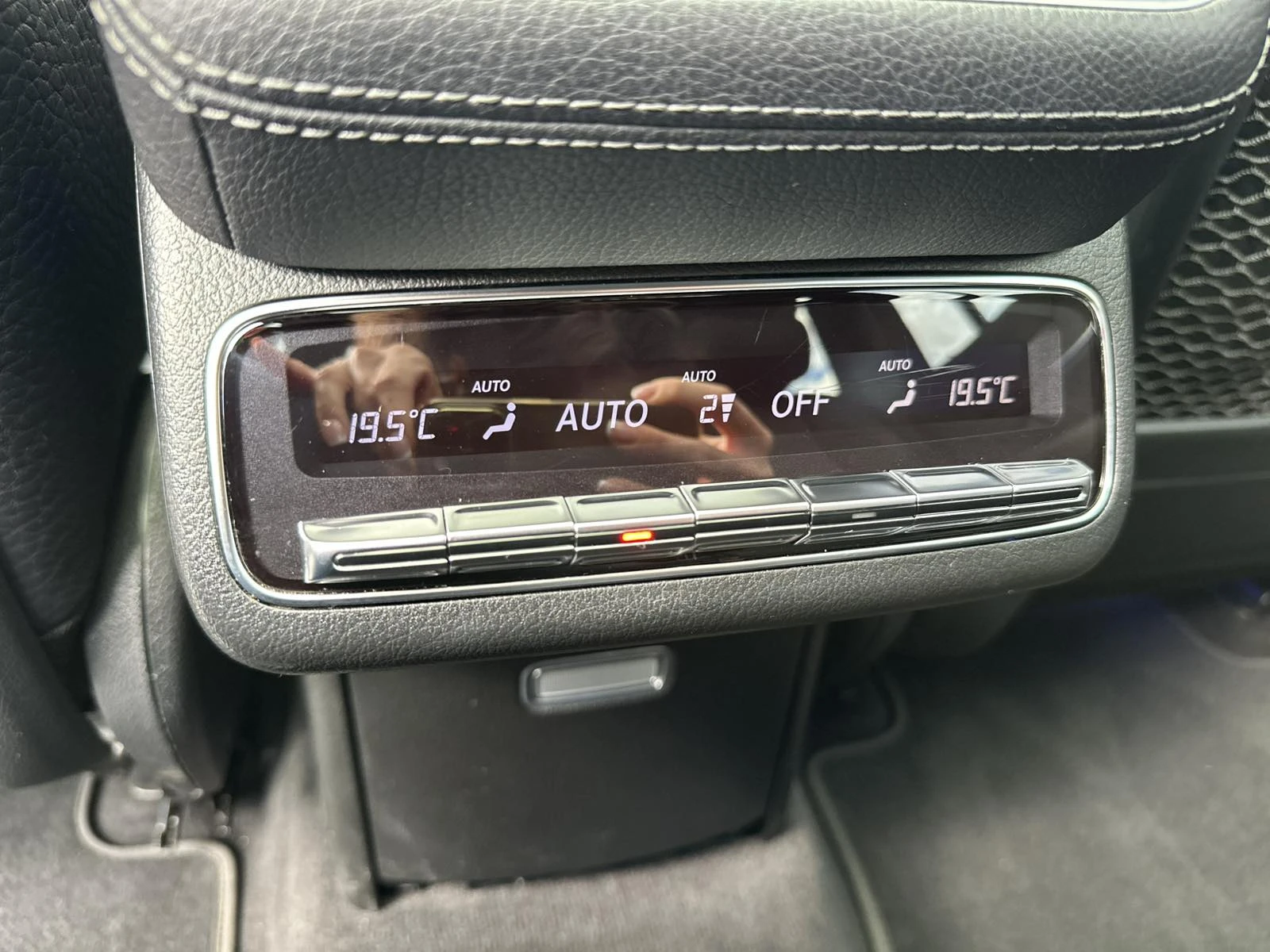 Mercedes-Benz GLS580 AMG/TV/PANO/360 CAMERA/6+ 1, снимка 16 - Автомобили и джипове - 54149455