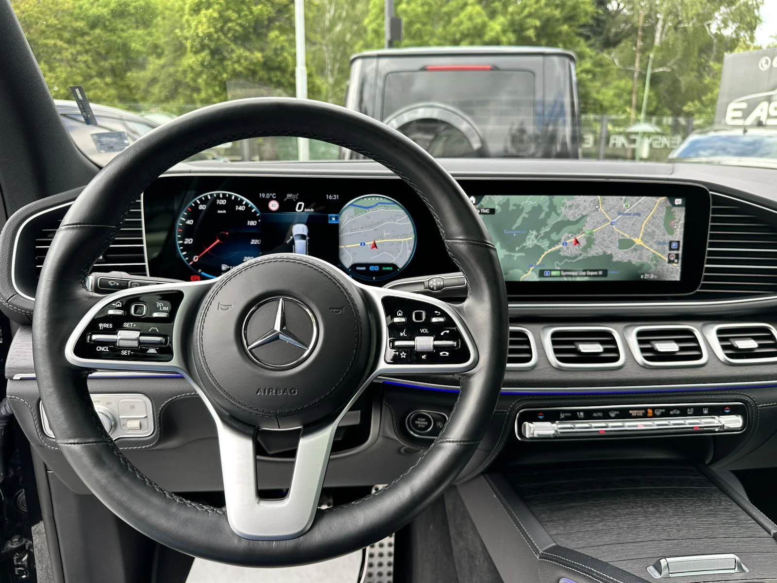 Mercedes-Benz GLS580 AMG/TV/PANO/360 CAMERA/6+ 1, снимка 7 - Автомобили и джипове - 54149455