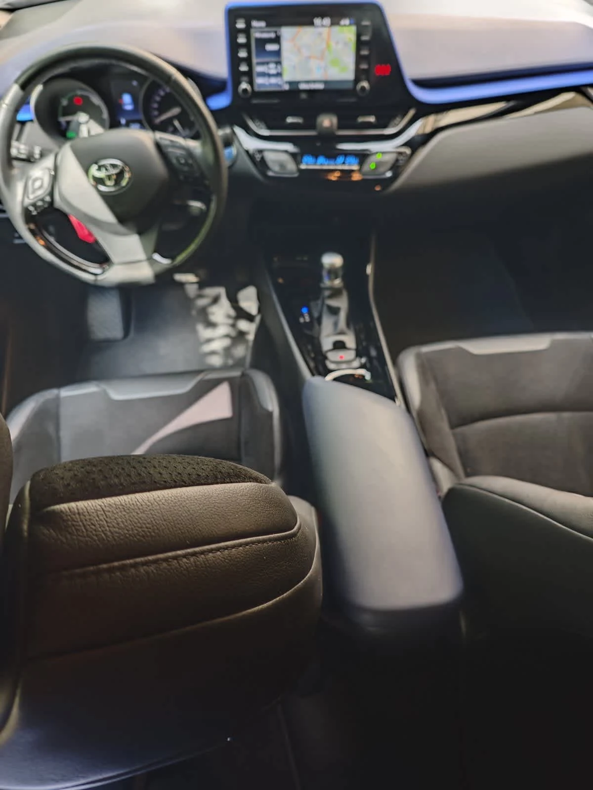 Toyota C-HR, снимка 11 - Автомобили и джипове - 54863741