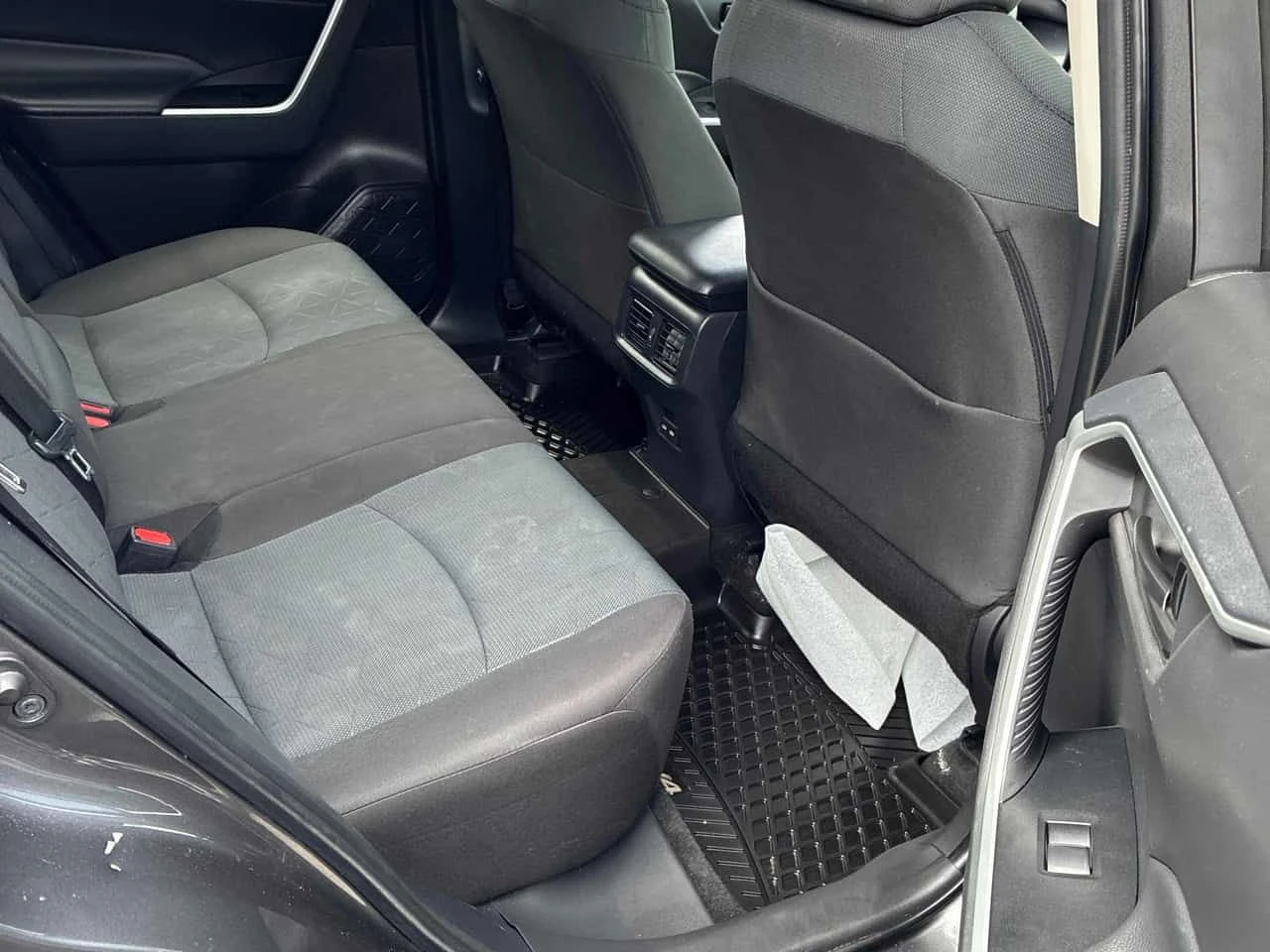 Toyota Rav4 * LE * CARFAX * ПОДГРЕВ * KEYLESS, снимка 14 - Автомобили и джипове - 54873085