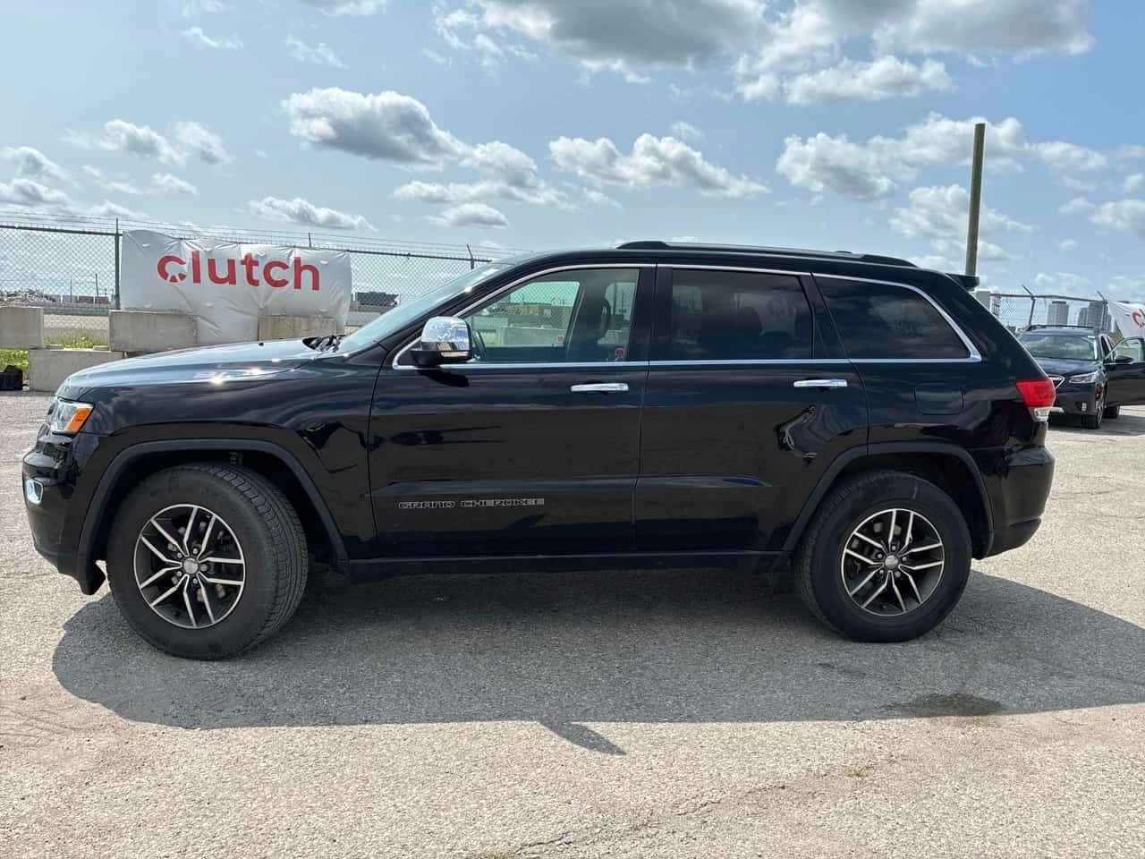 Jeep Grand cherokee Limited | CARFAX | АВТОКРЕДИТ БЕЗ ПЪРВОНАЧАЛНА , снимка 3 - Автомобили и джипове - 55396886