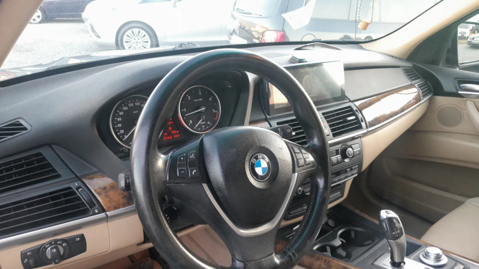 BMW X5 3.0TDI, снимка 11 - Автомобили и джипове - 56215553