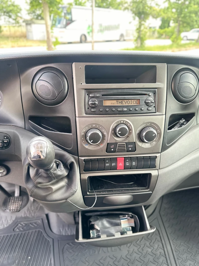 Iveco 35s13 2.3L/ХЛАДИЛЕН/НОВ ВНОС!, снимка 11 - Бусове и автобуси - 50630567