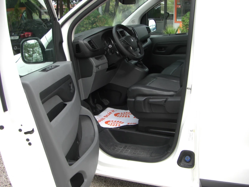 Peugeot Expert 2.0HDI NAVI KAMERA EURO 6B, снимка 9 - Бусове и автобуси - 51996315