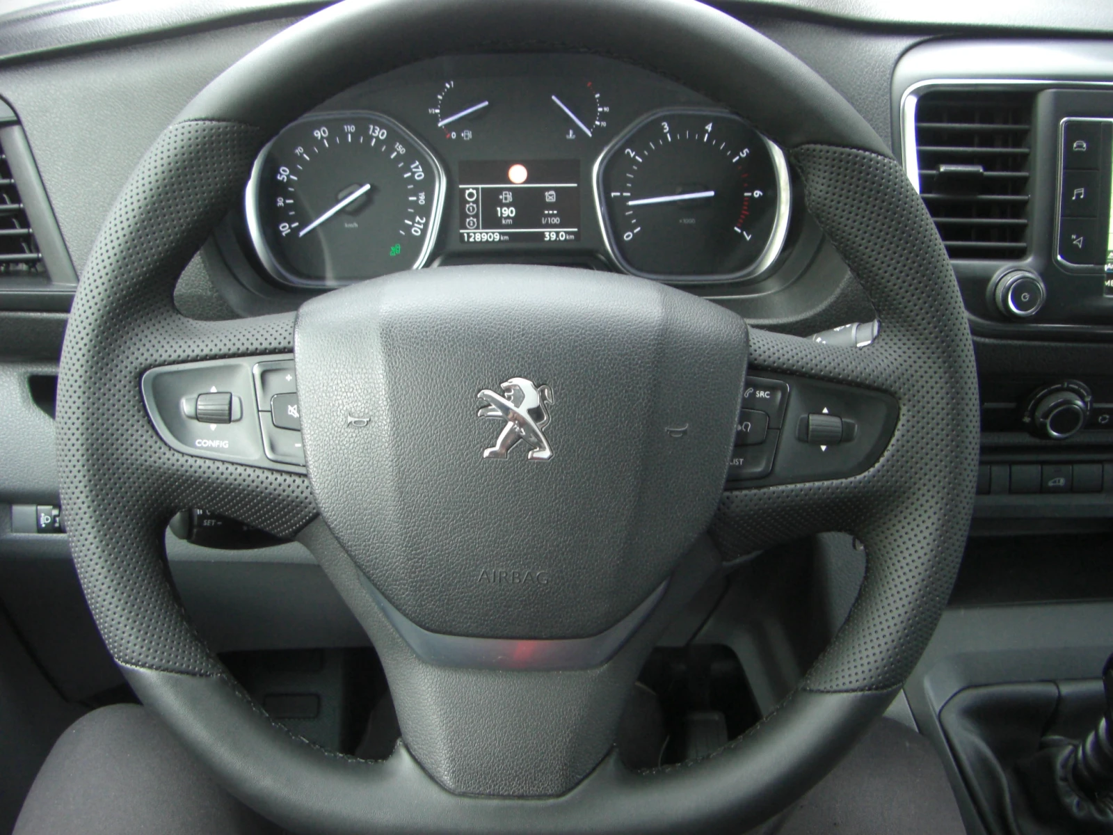 Peugeot Expert 2.0HDI NAVI KAMERA EURO 6B - изображение 10