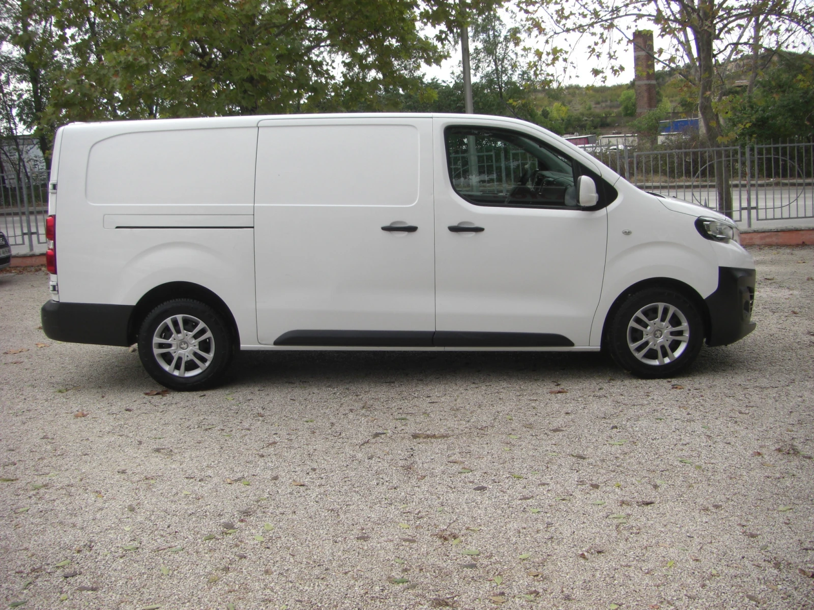 Peugeot Expert 2.0HDI NAVI KAMERA EURO 6B - изображение 6