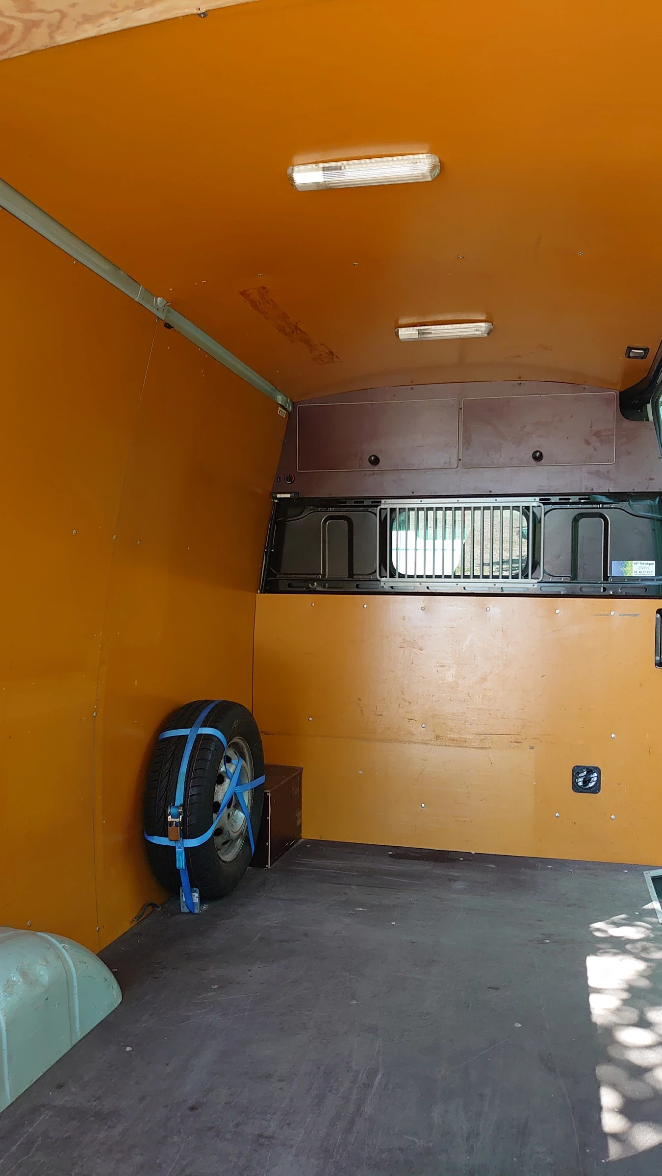 Iveco 35s11, снимка 7 - Бусове и автобуси - 53929246